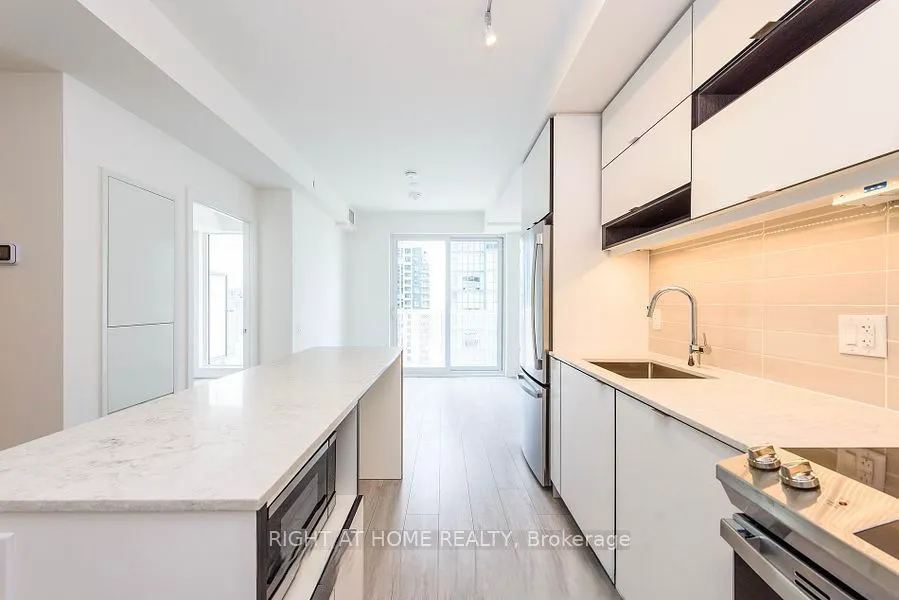 4065 Confederation Parkway, #701