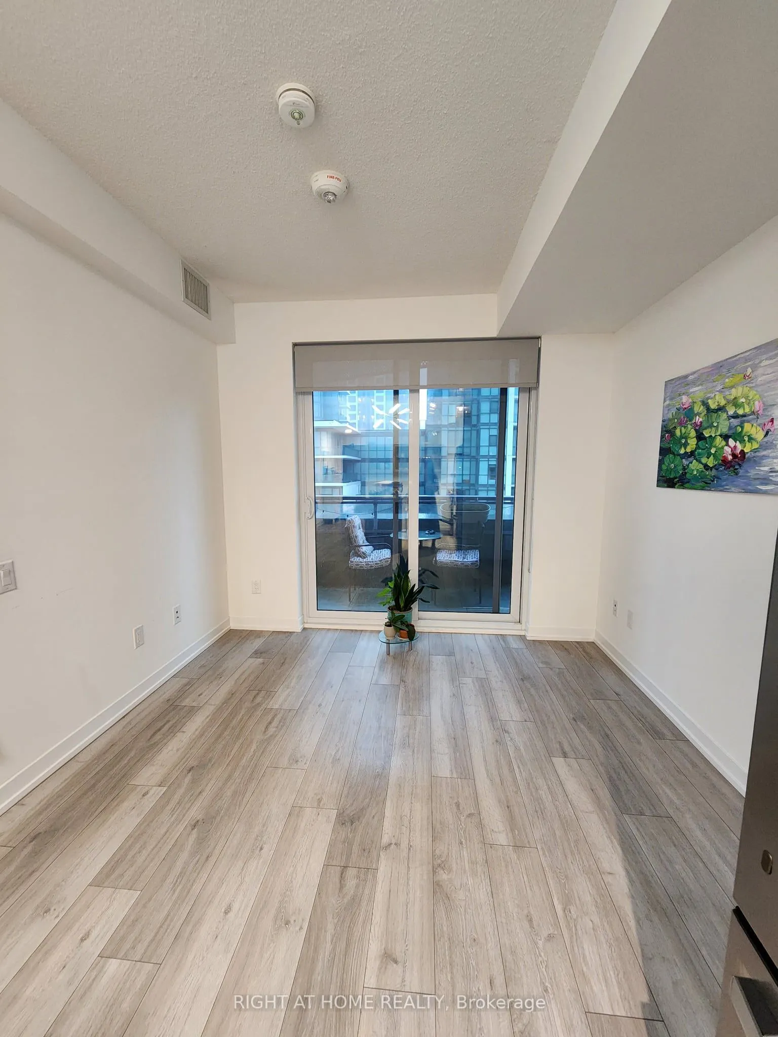 4065 Confederation Parkway, #701