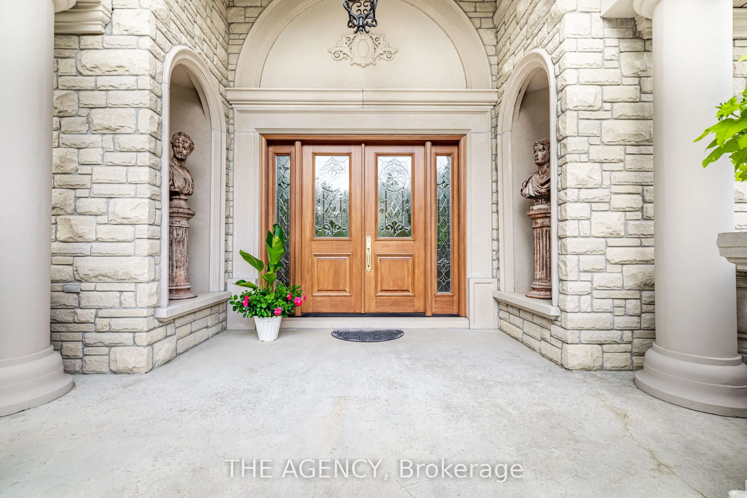 18387 The Gore Road