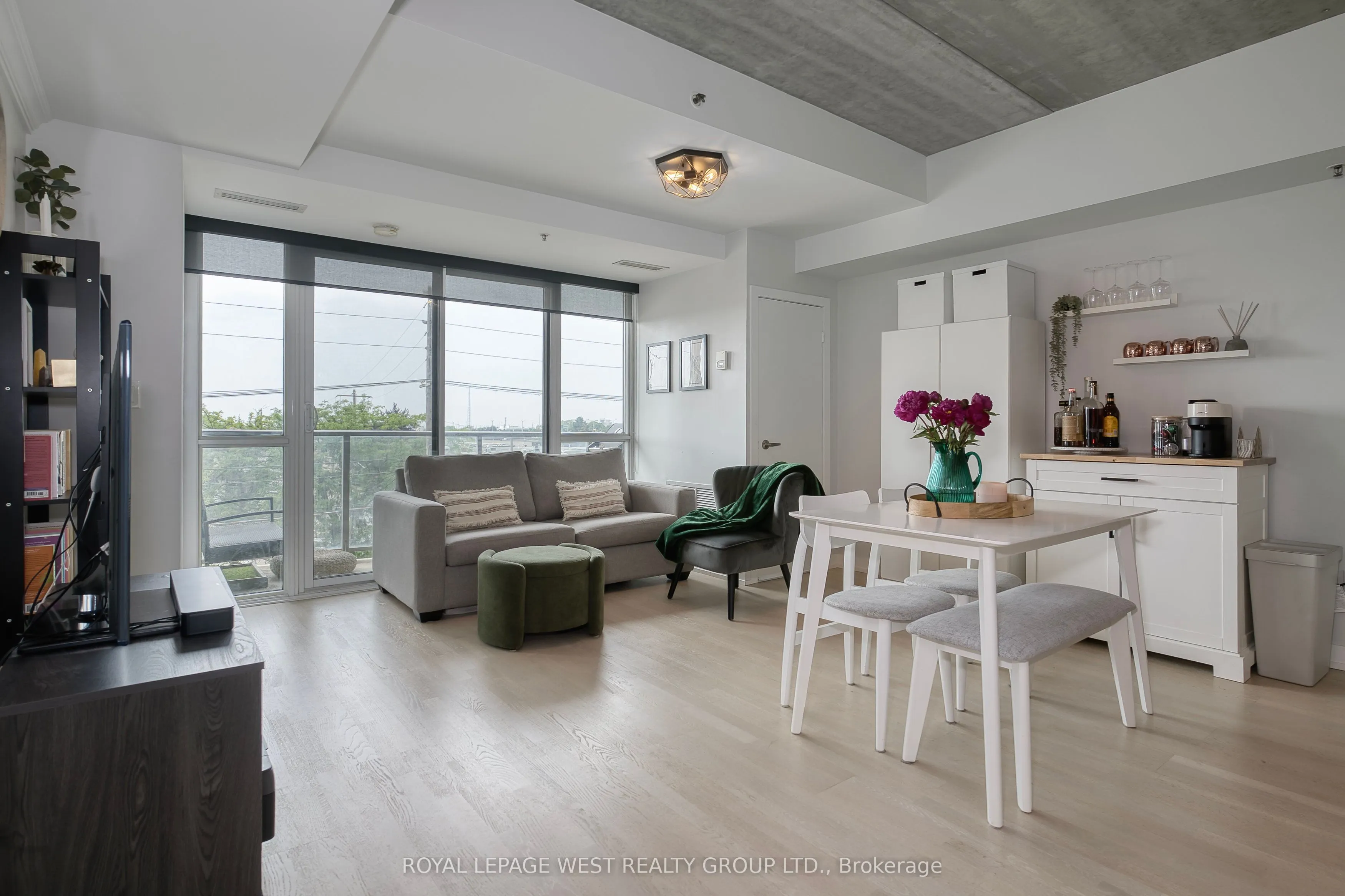 51 Lady Bank Road, #301