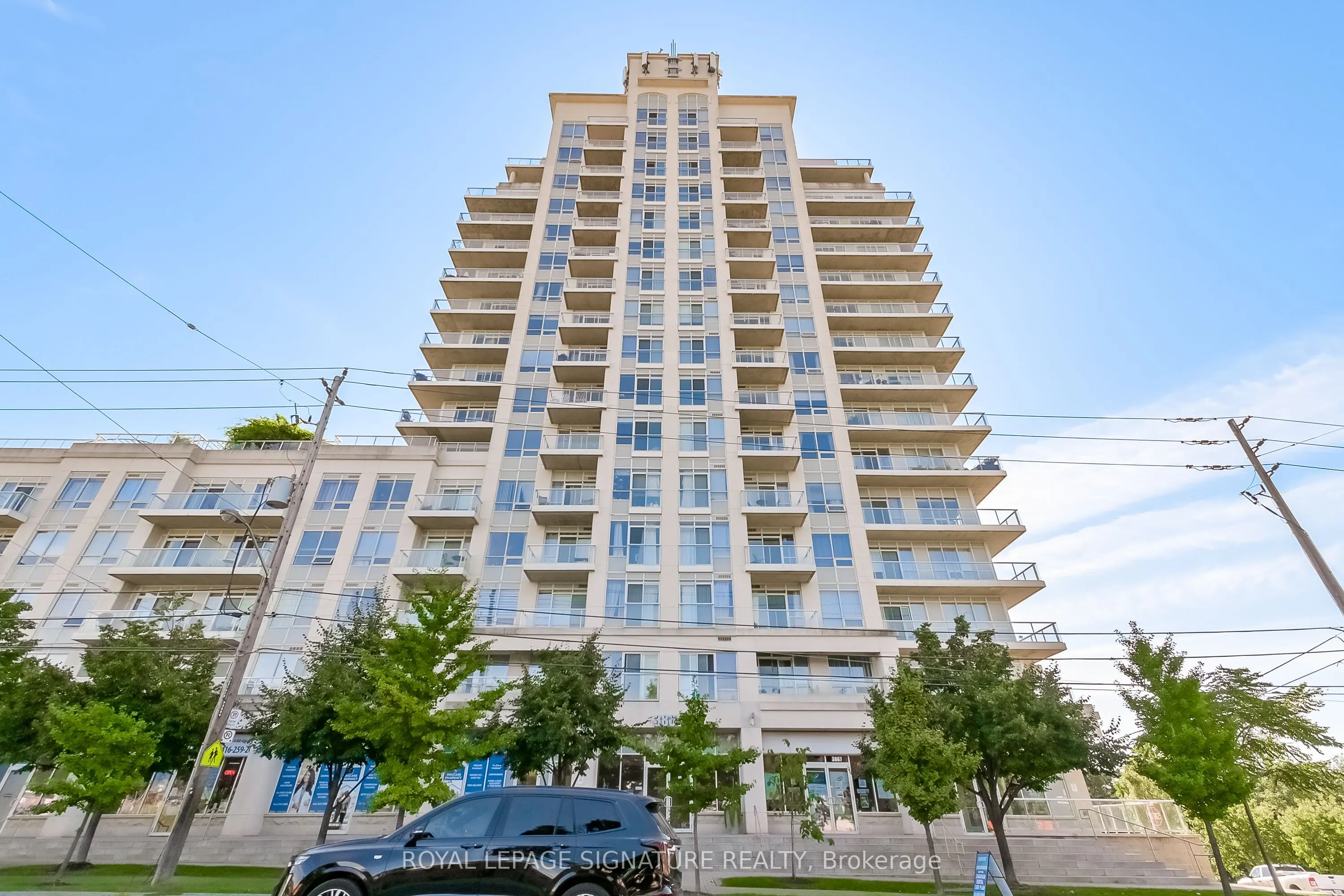 3865 Lake Shore Boulevard W, #320