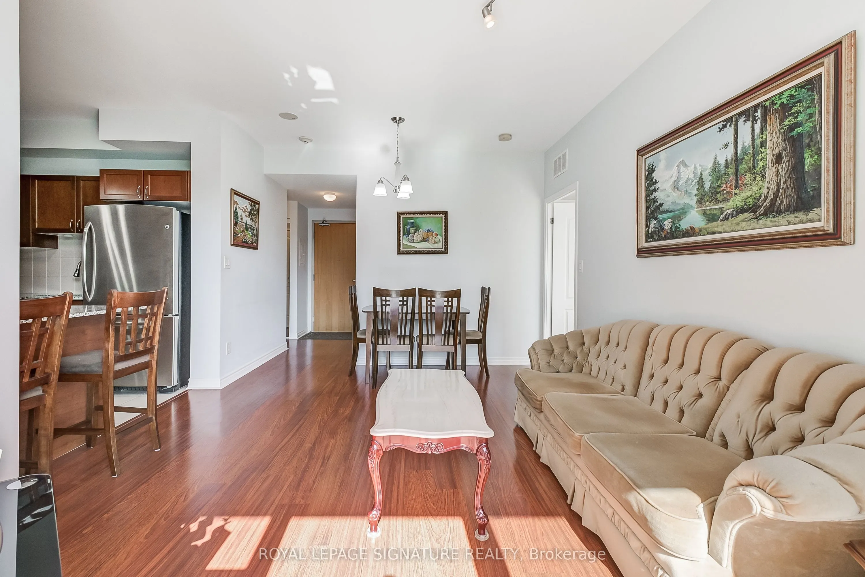 3865 Lake Shore Boulevard W, #320