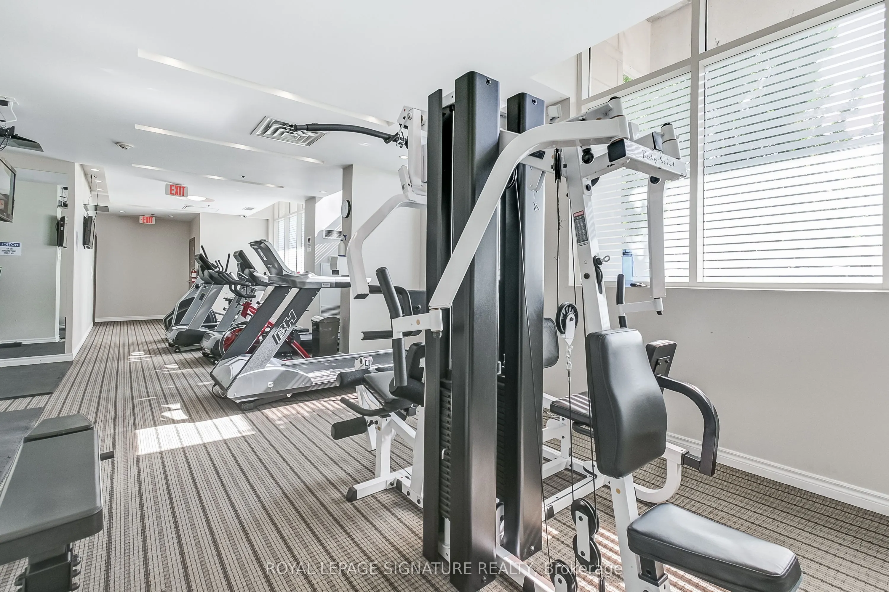 3865 Lake Shore Boulevard W, #320