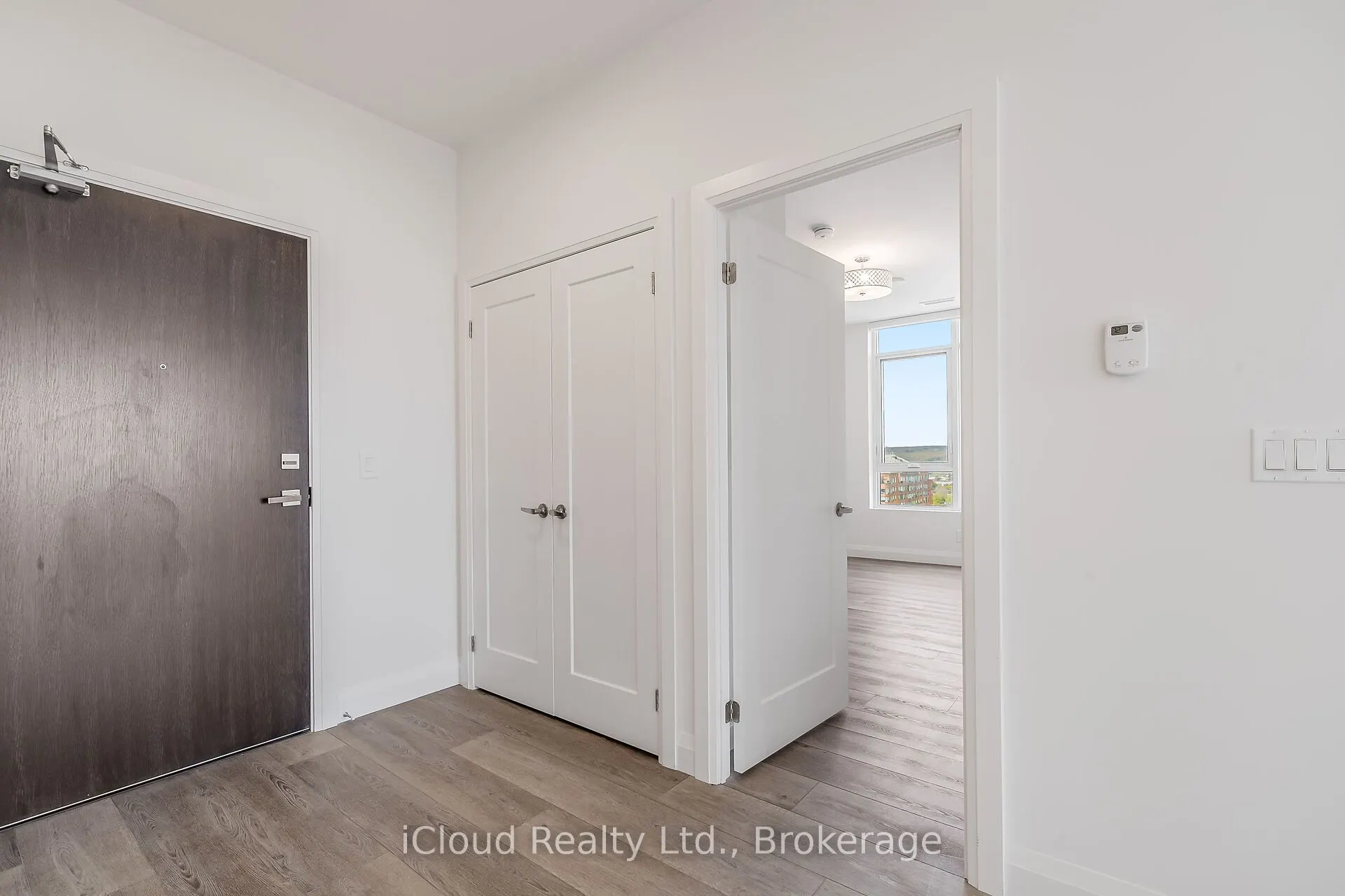 500 Brock Avenue, #2002