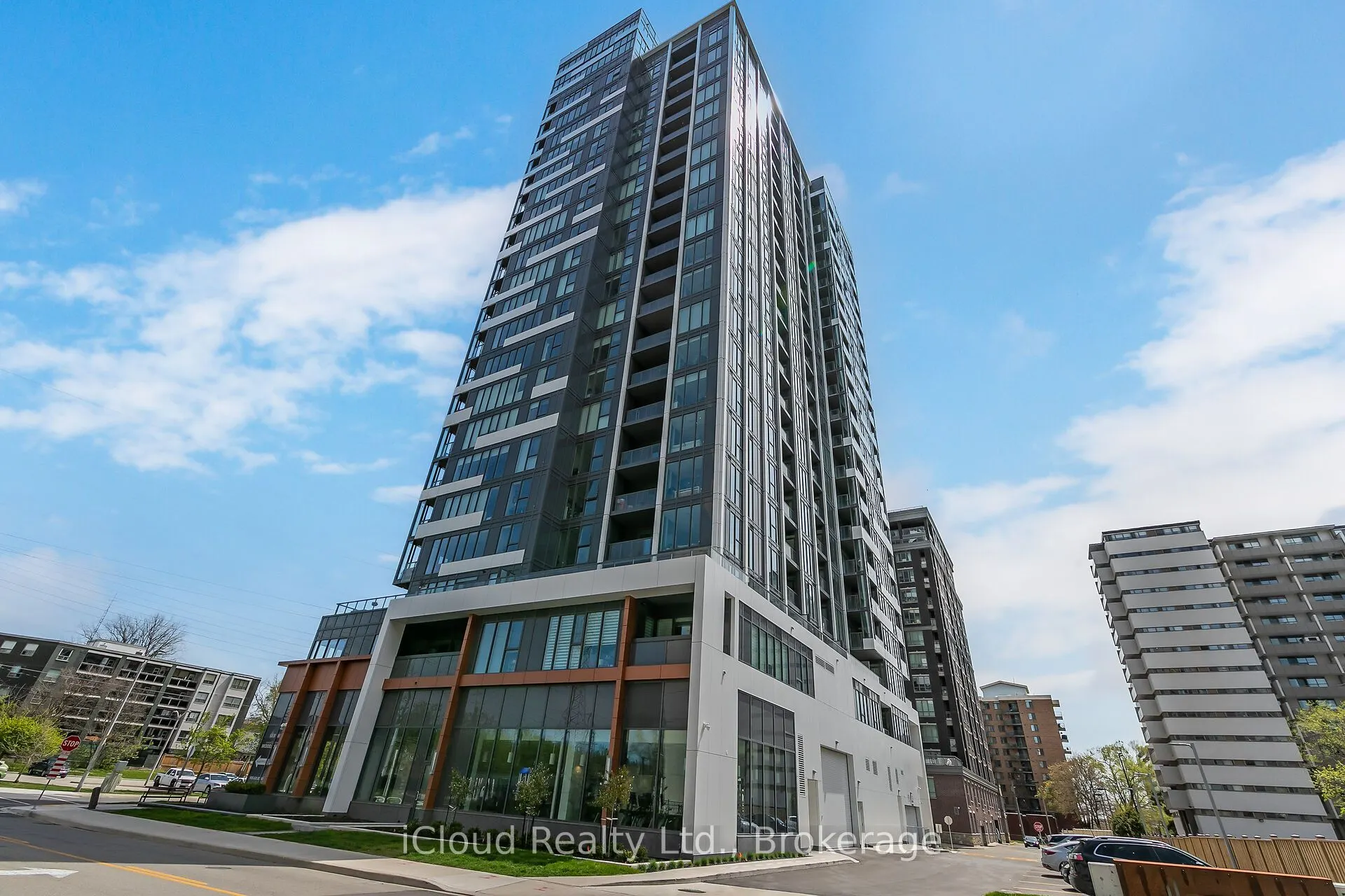 500 Brock Avenue, #2002