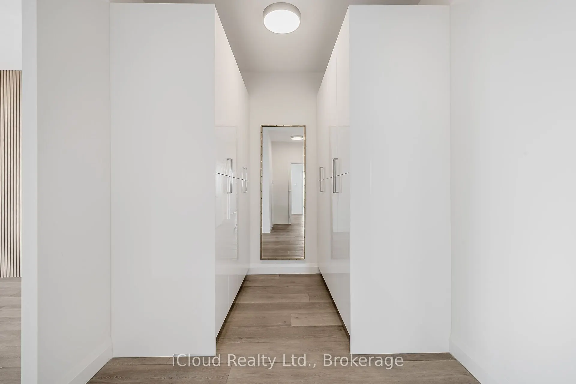 500 Brock Avenue, #2002