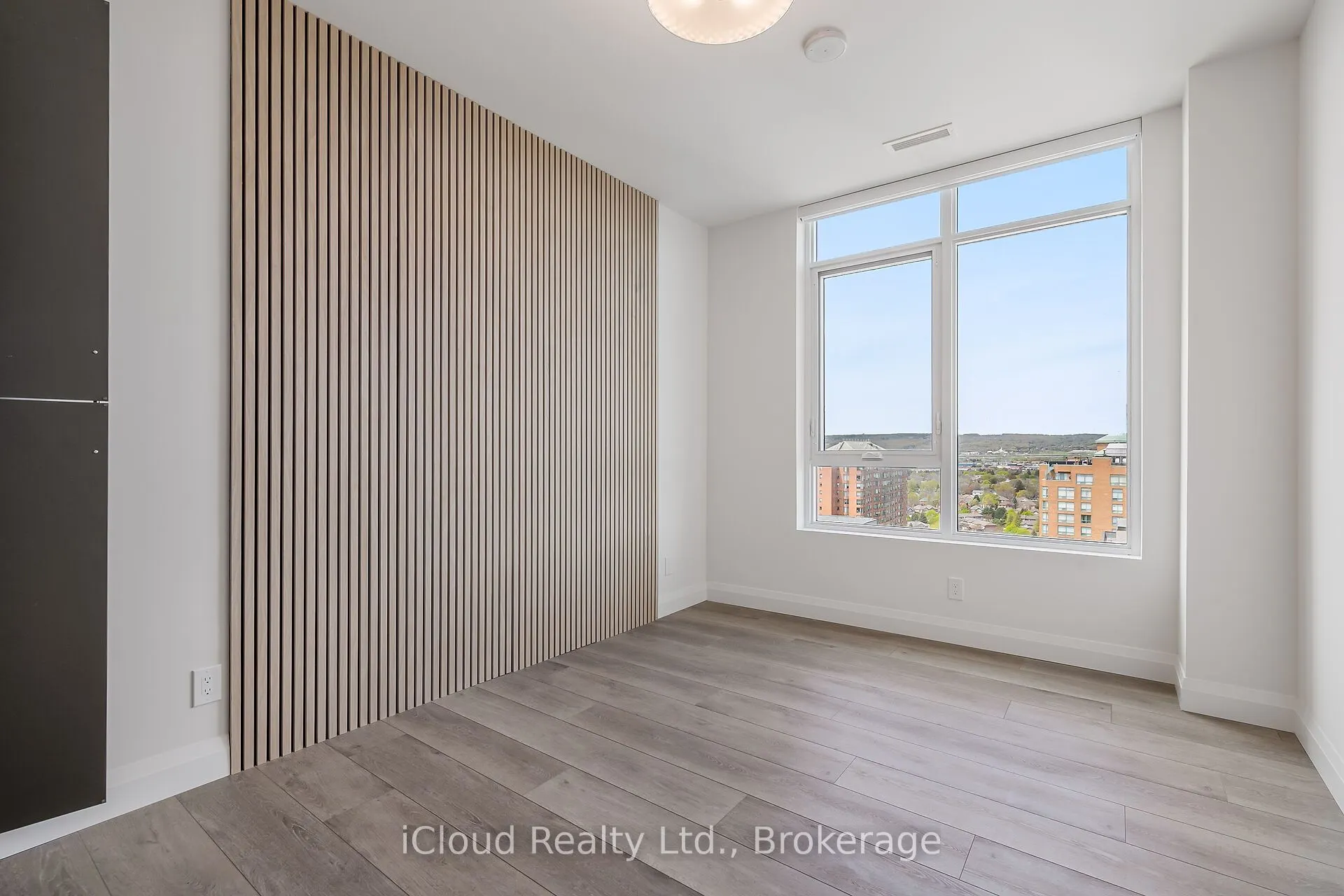 500 Brock Avenue, #2002