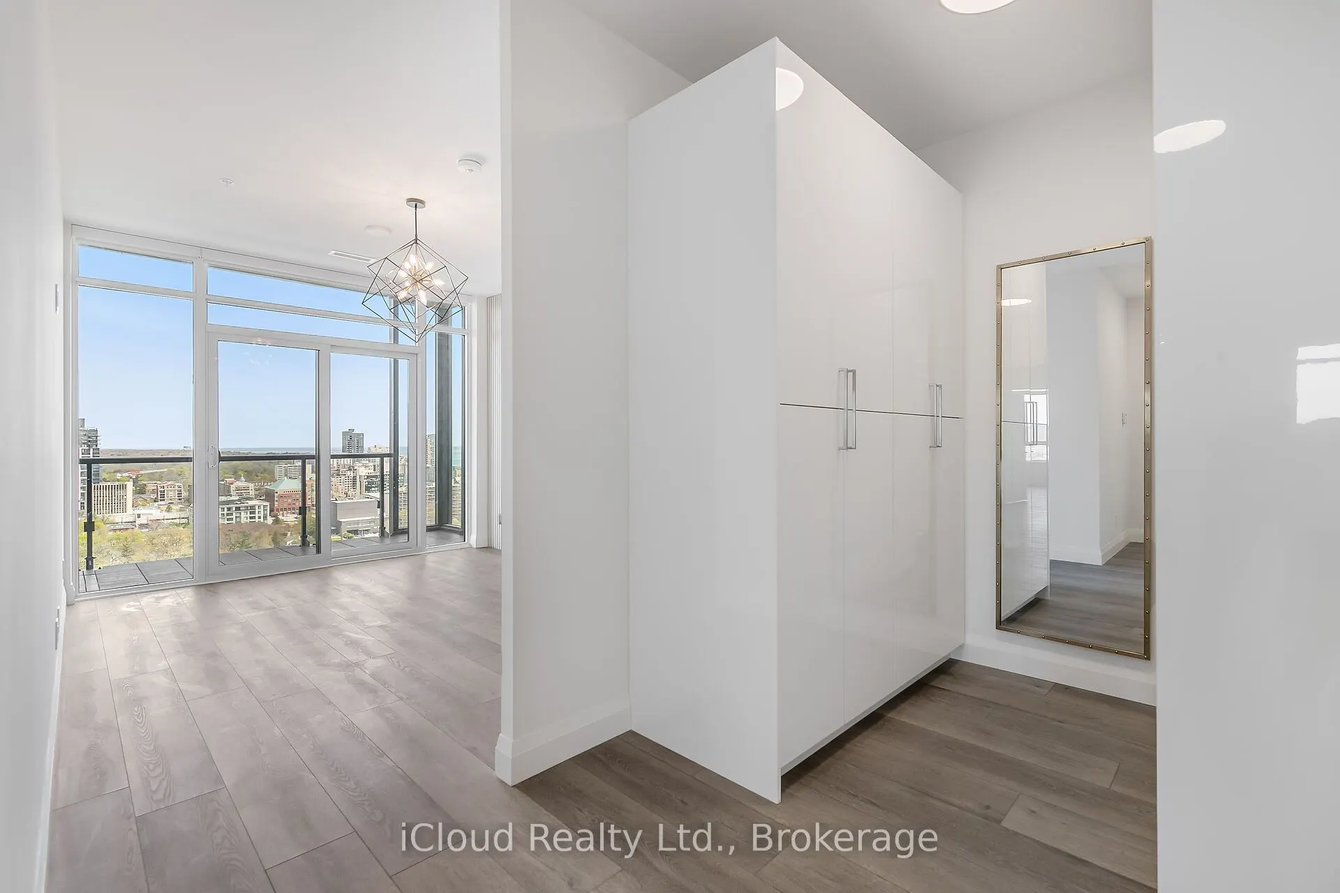 500 Brock Avenue, #2002