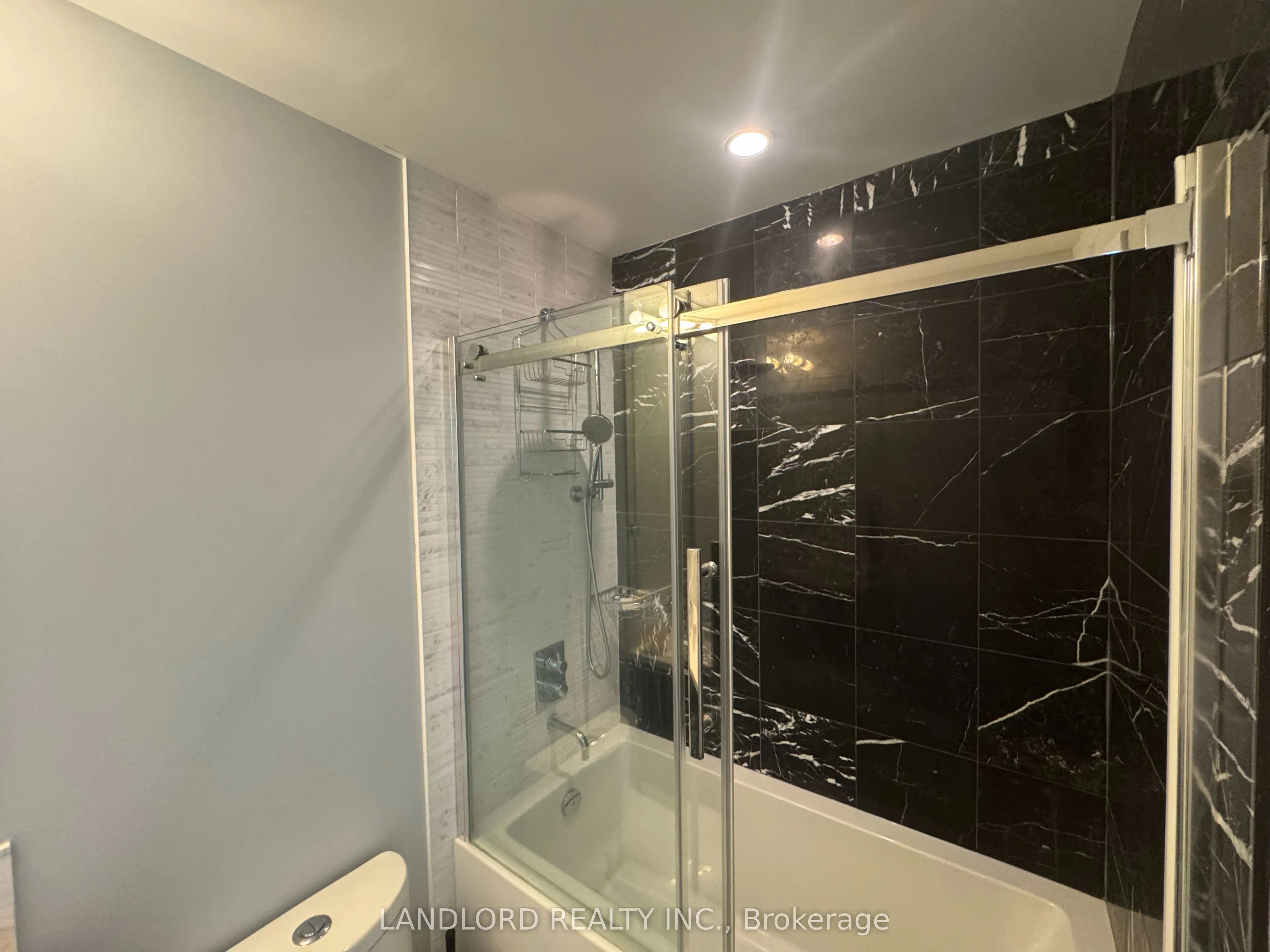 33 Shore Breeze Drive, #2304