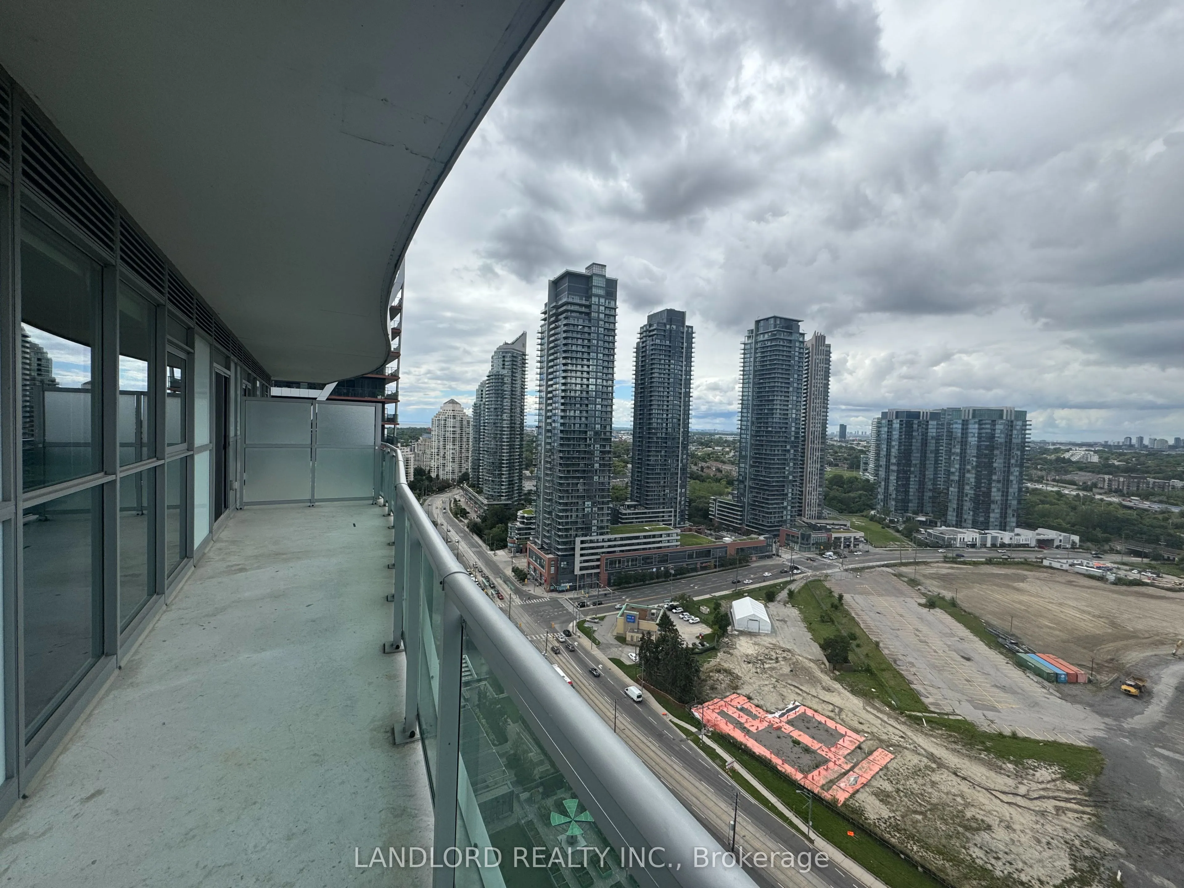 33 Shore Breeze Drive, #2304