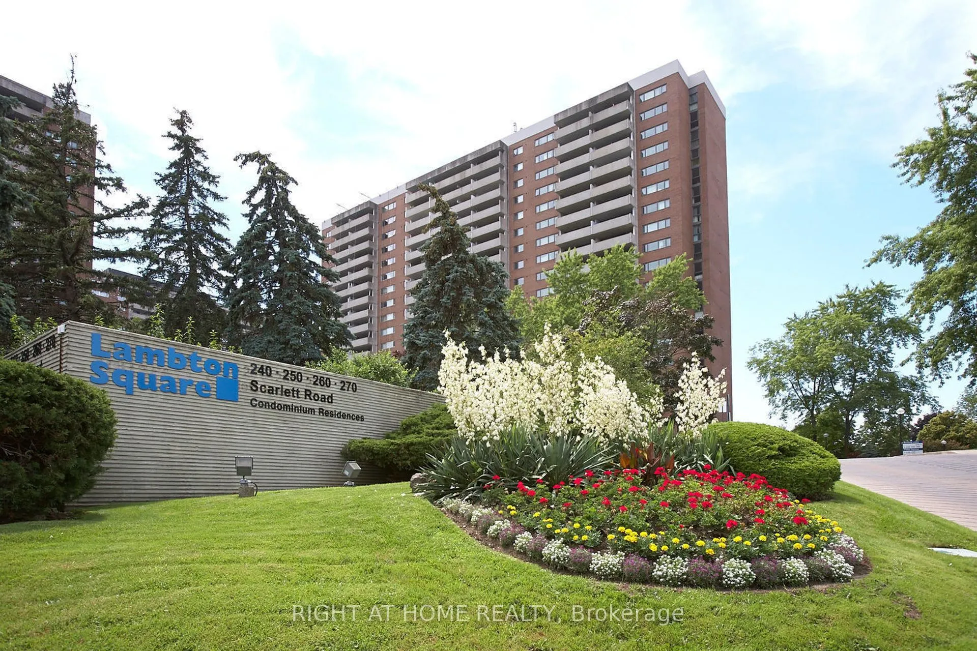 240 Scarlett Road, #1304