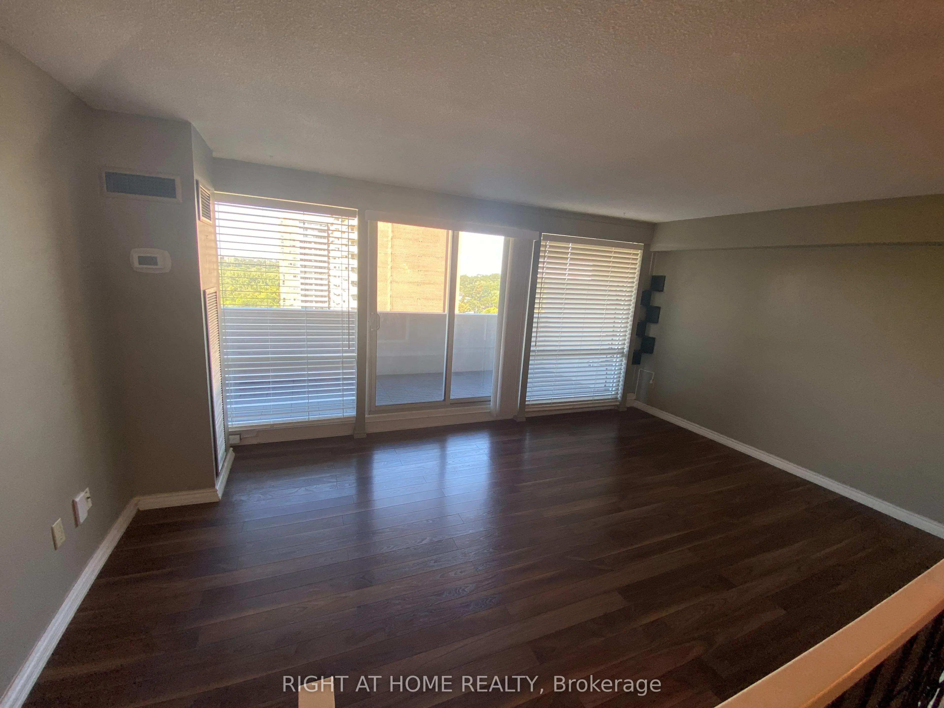 240 Scarlett Road, #1304