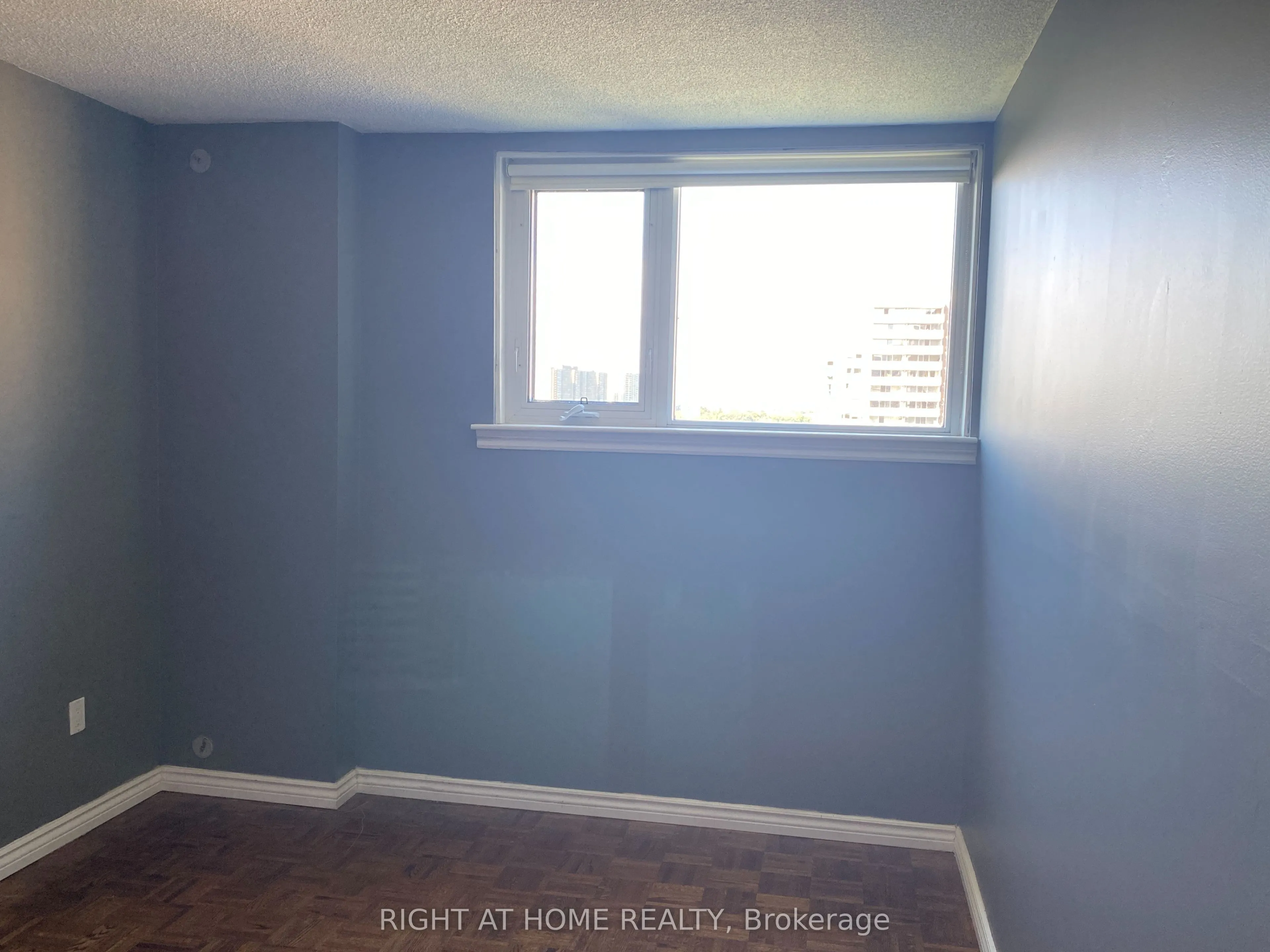 240 Scarlett Road, #1304