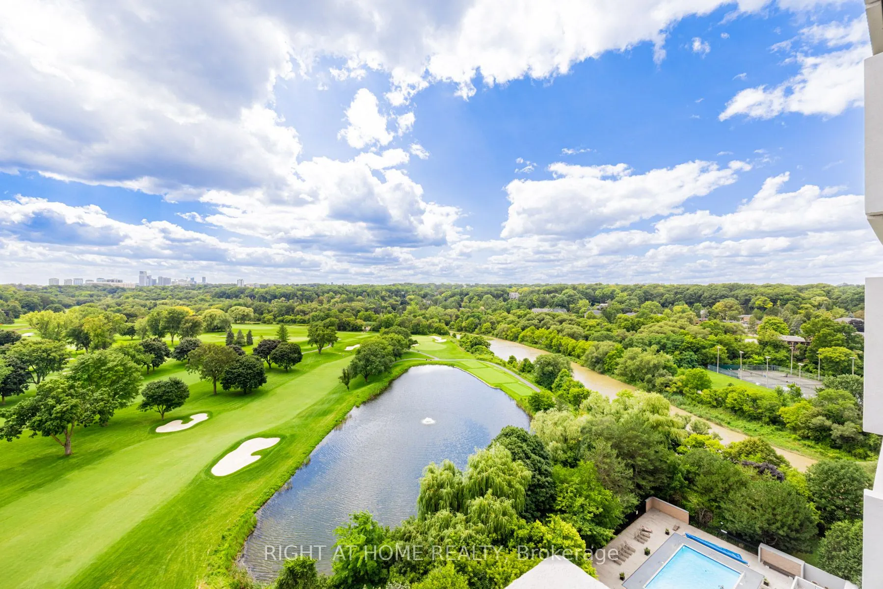 240 Scarlett Road, #1304
