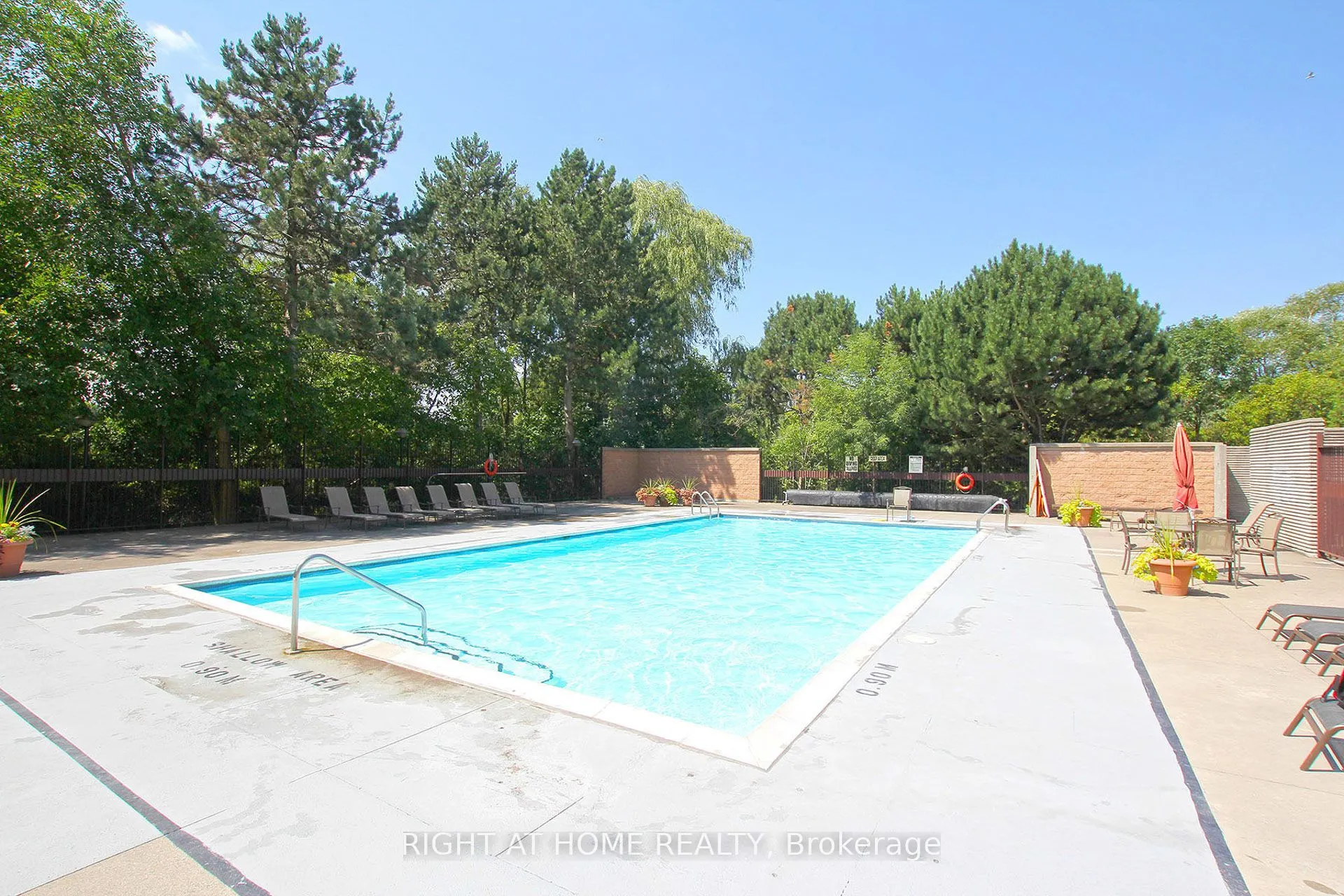 240 Scarlett Road, #1304