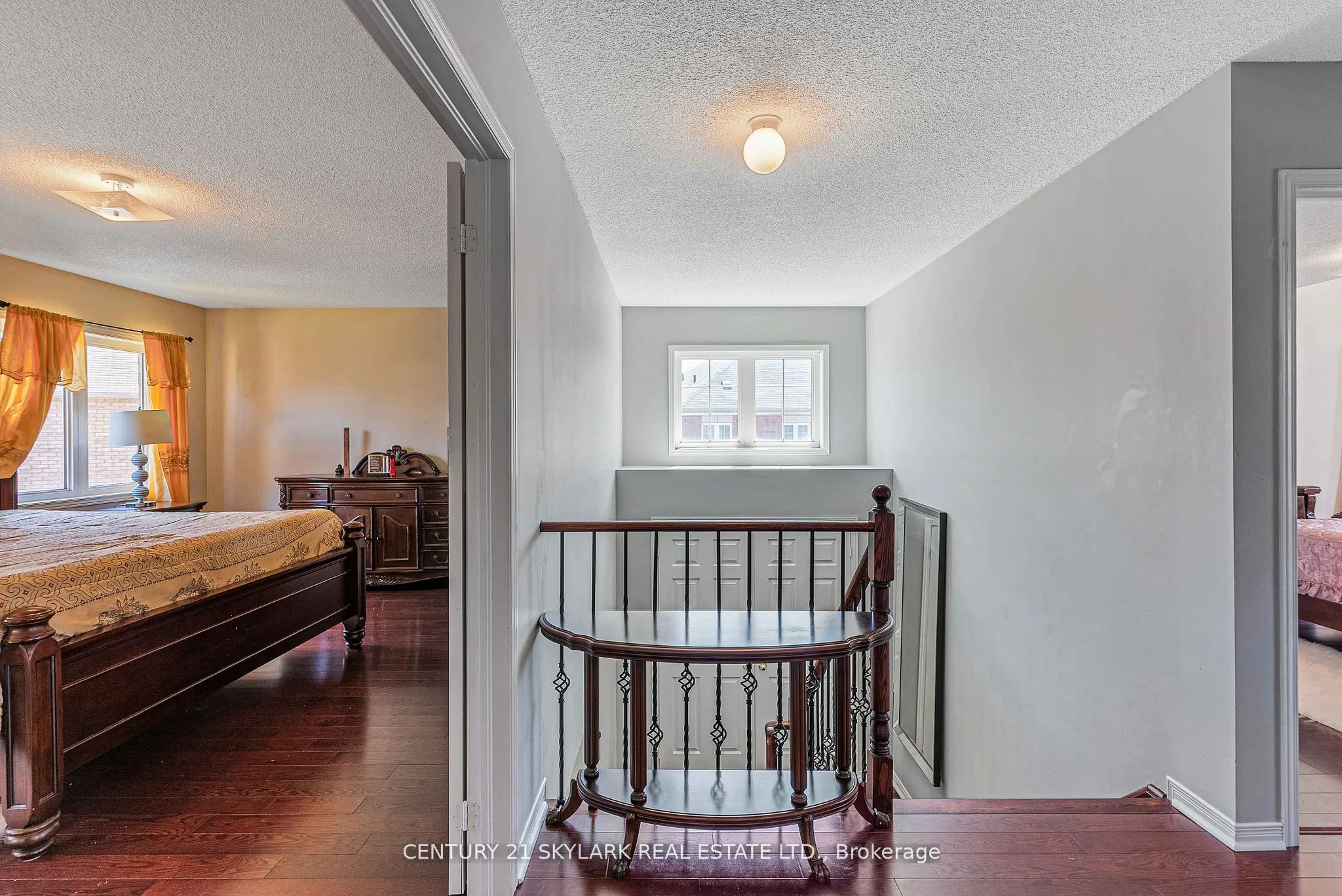 13 Ledgerock Road