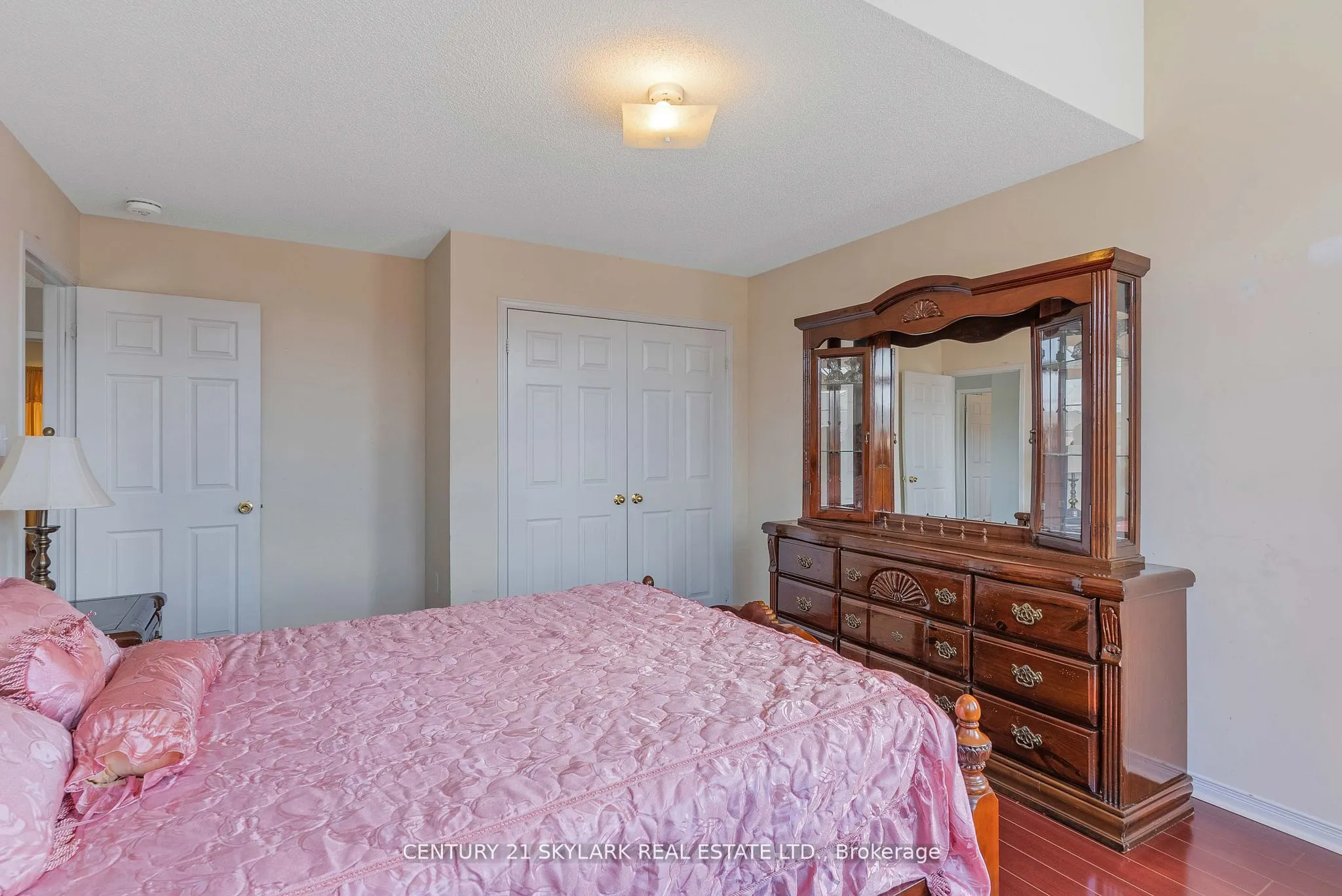 13 Ledgerock Road