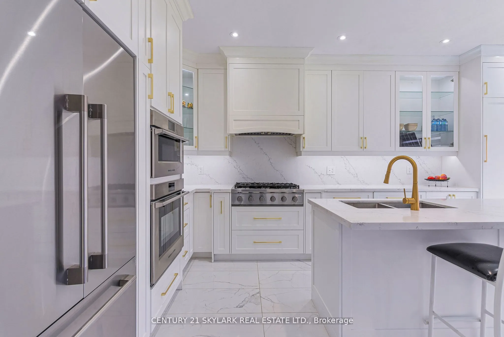 13 Ledgerock Road