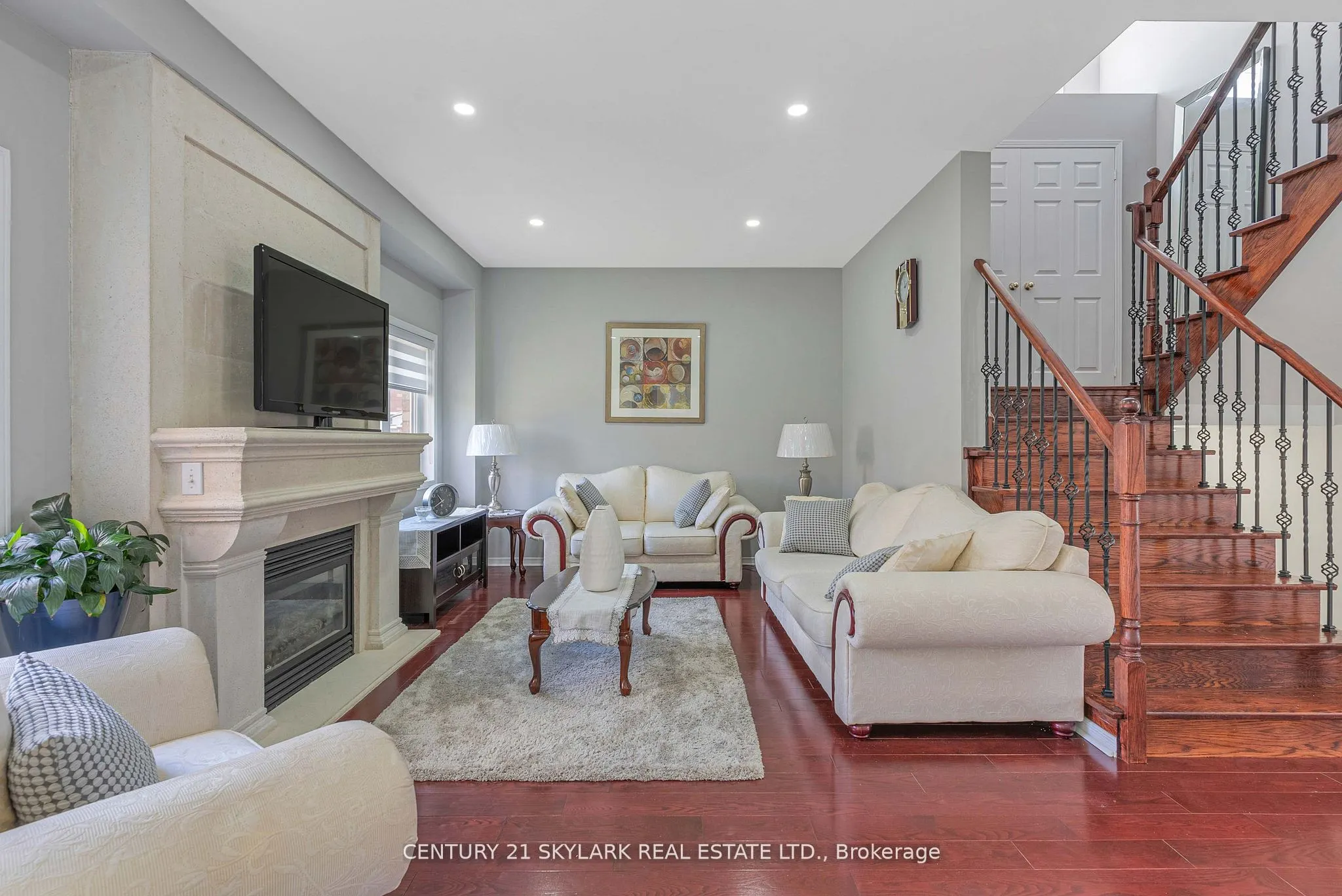 13 Ledgerock Road