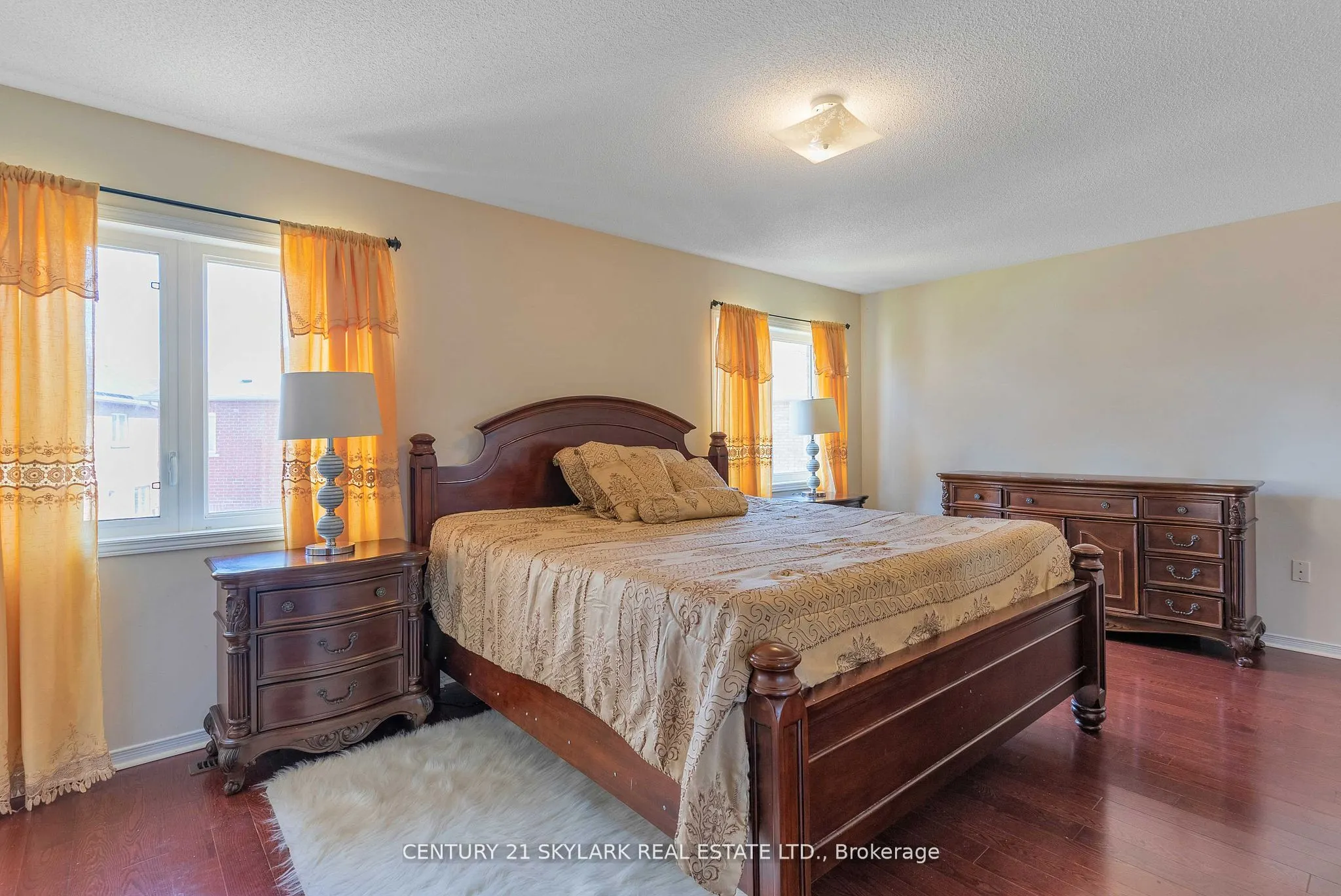 13 Ledgerock Road