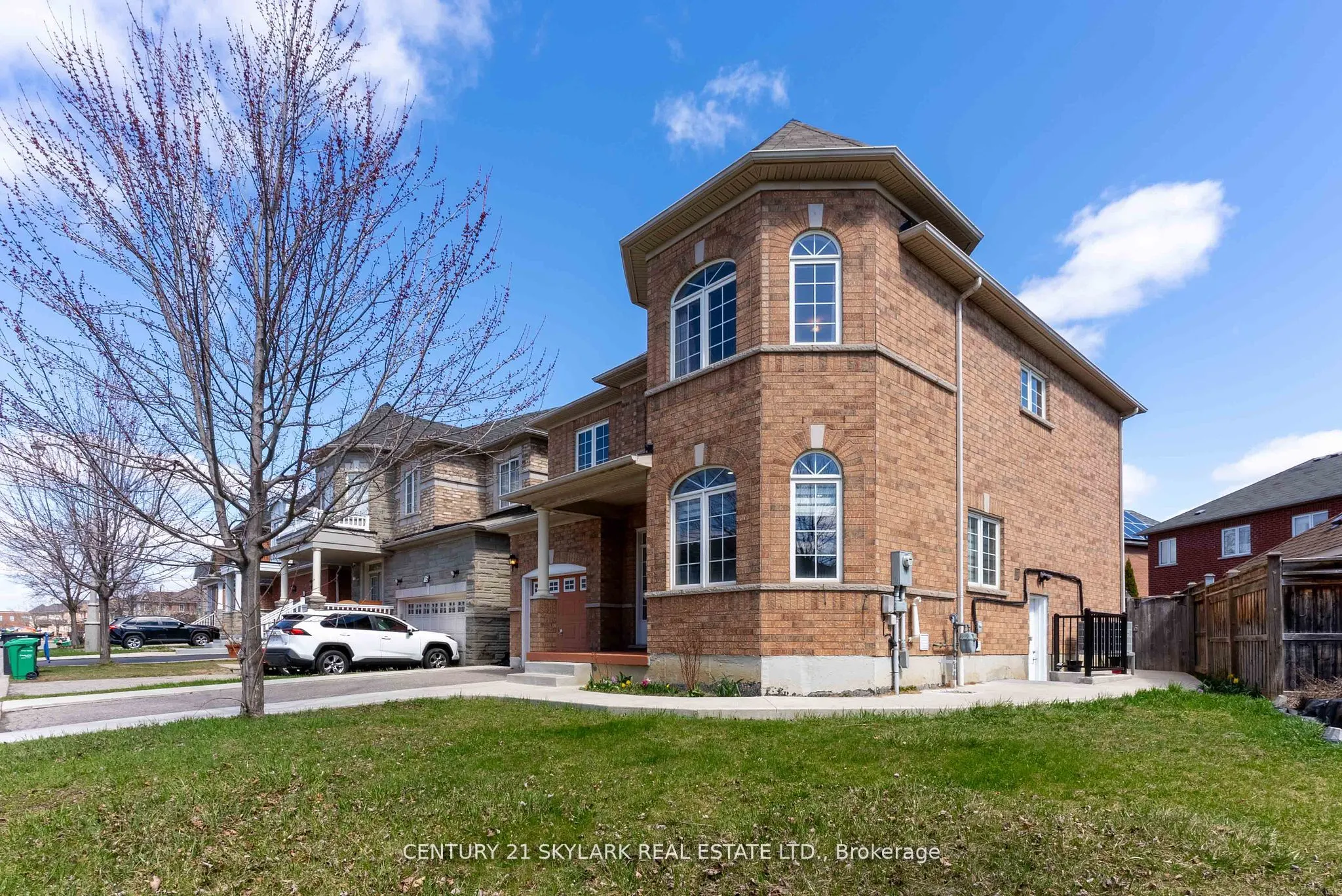 13 Ledgerock Road