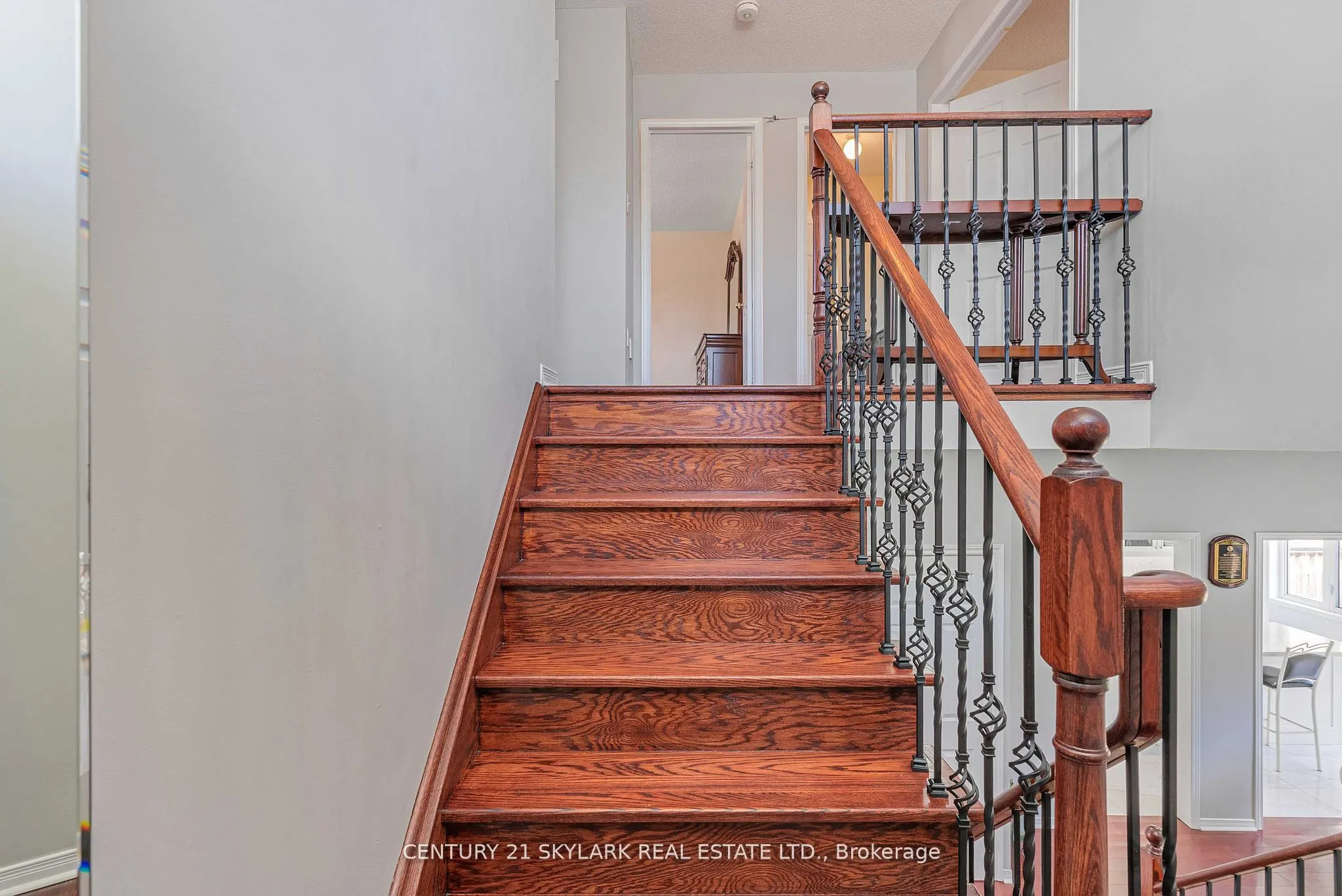 13 Ledgerock Road