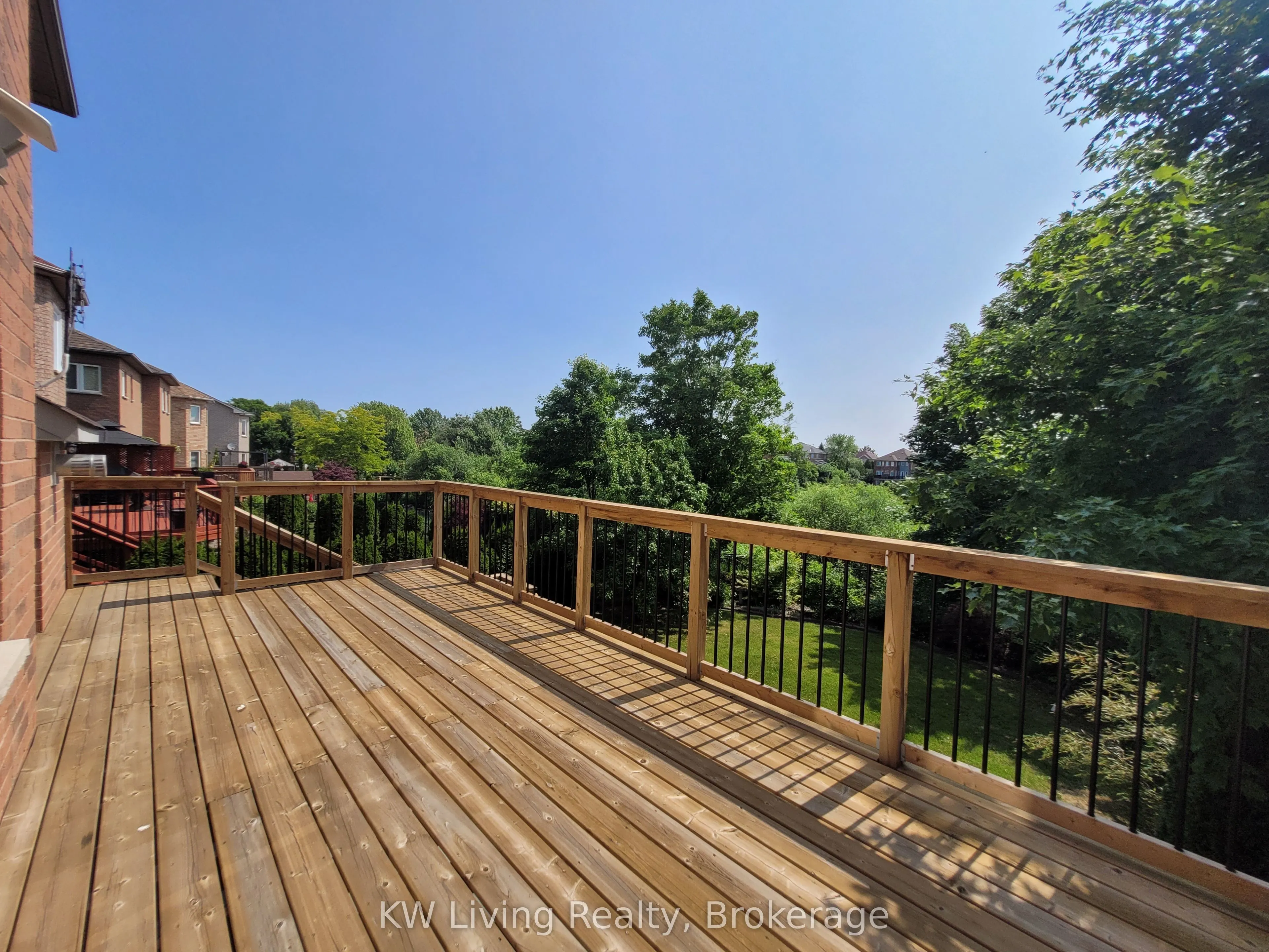 858 Silverthorn Mill Avenue