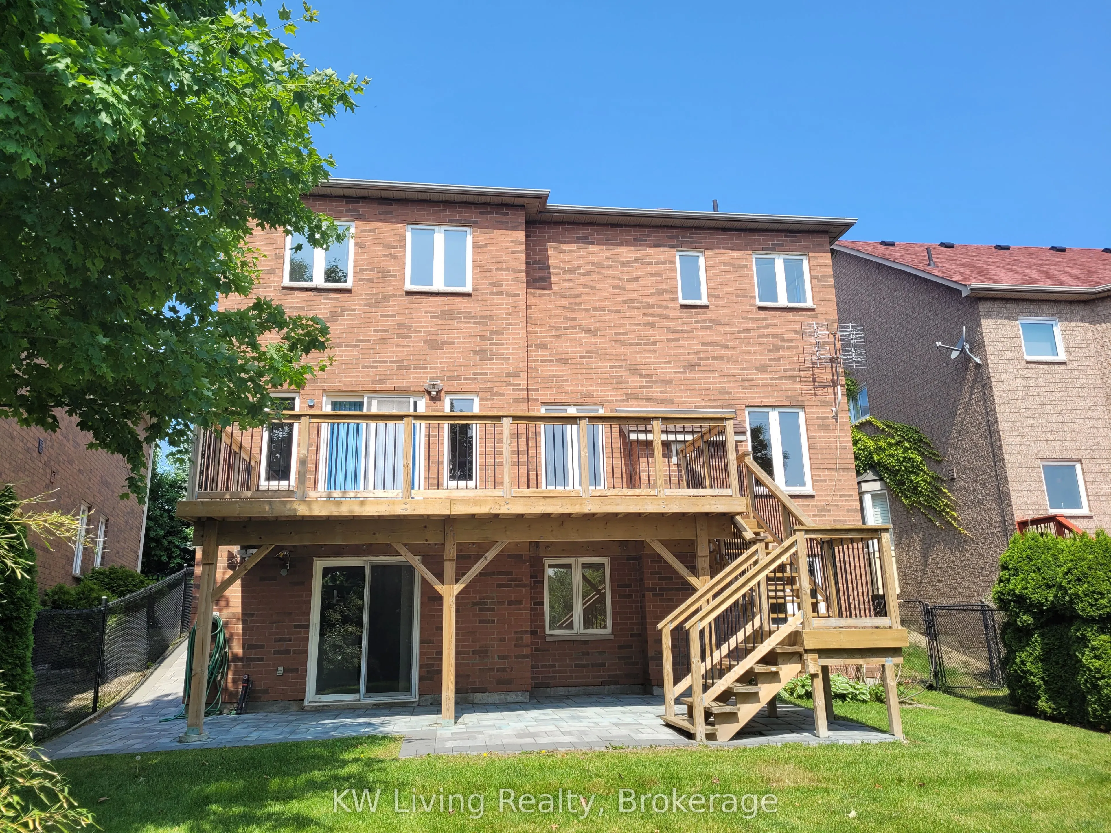 858 Silverthorn Mill Avenue
