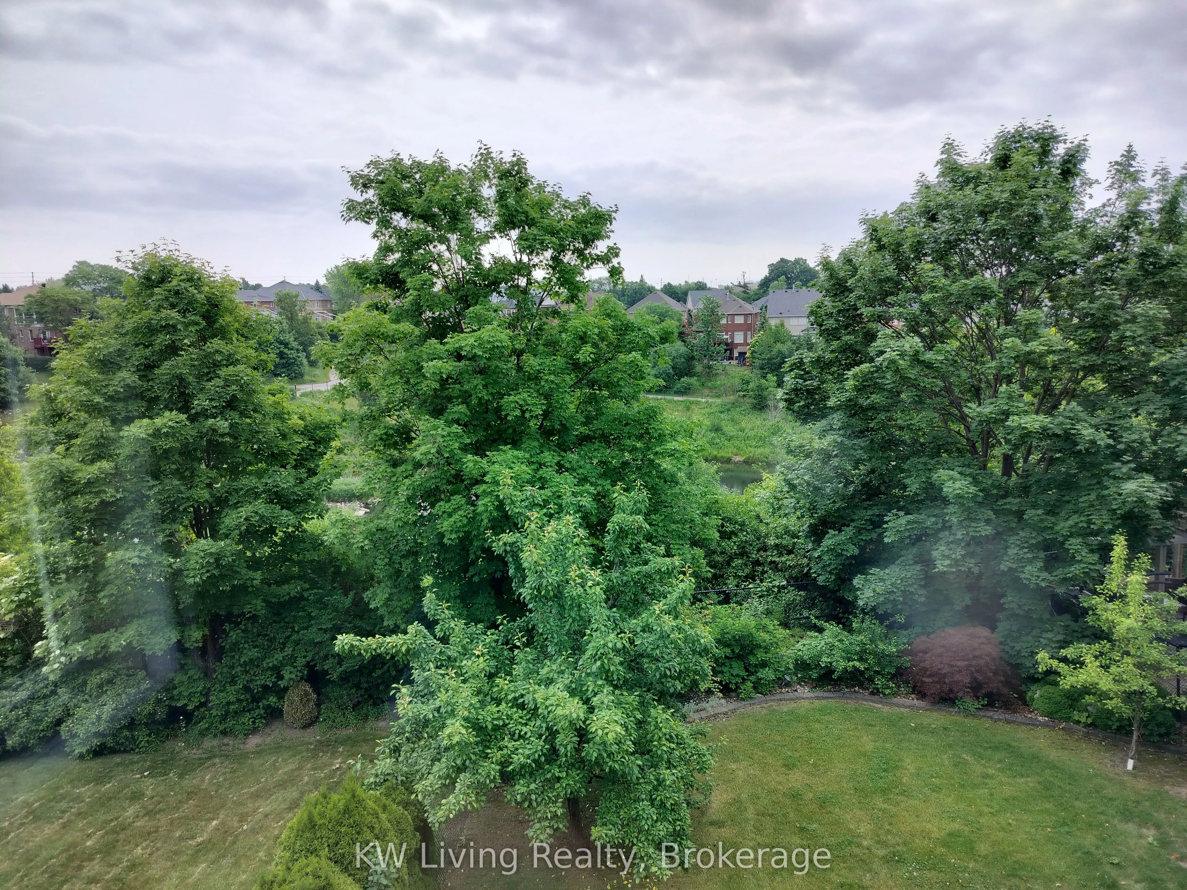 858 Silverthorn Mill Avenue