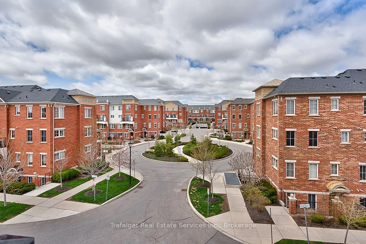 39 Hays Boulevard, #12