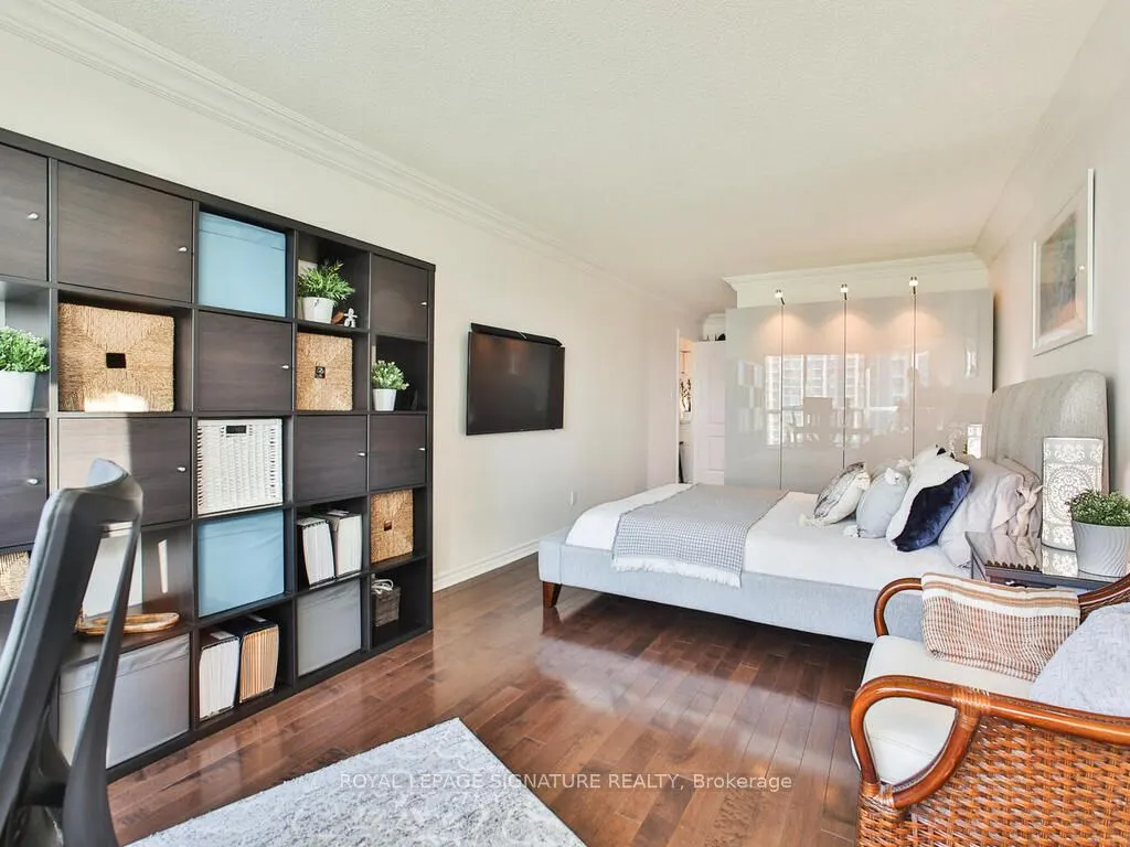 2111 Lake Shore Boulevard, #719