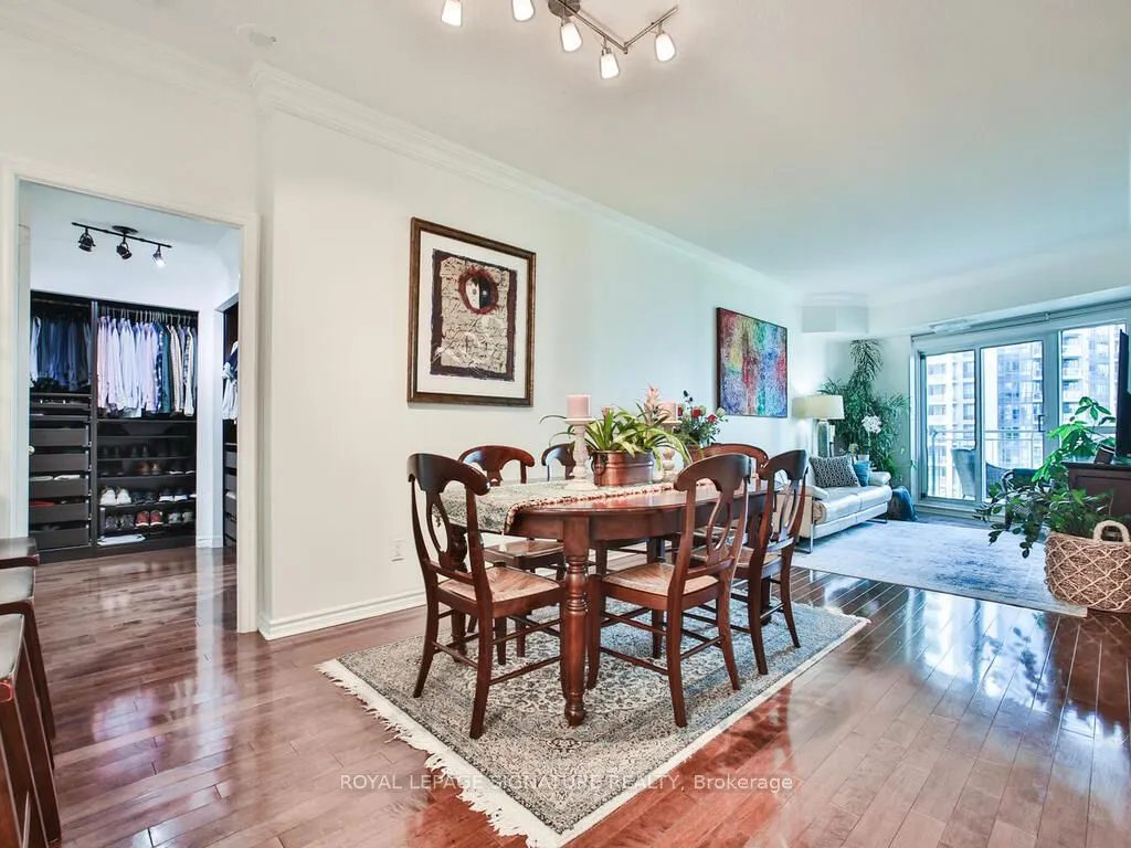 2111 Lake Shore Boulevard, #719
