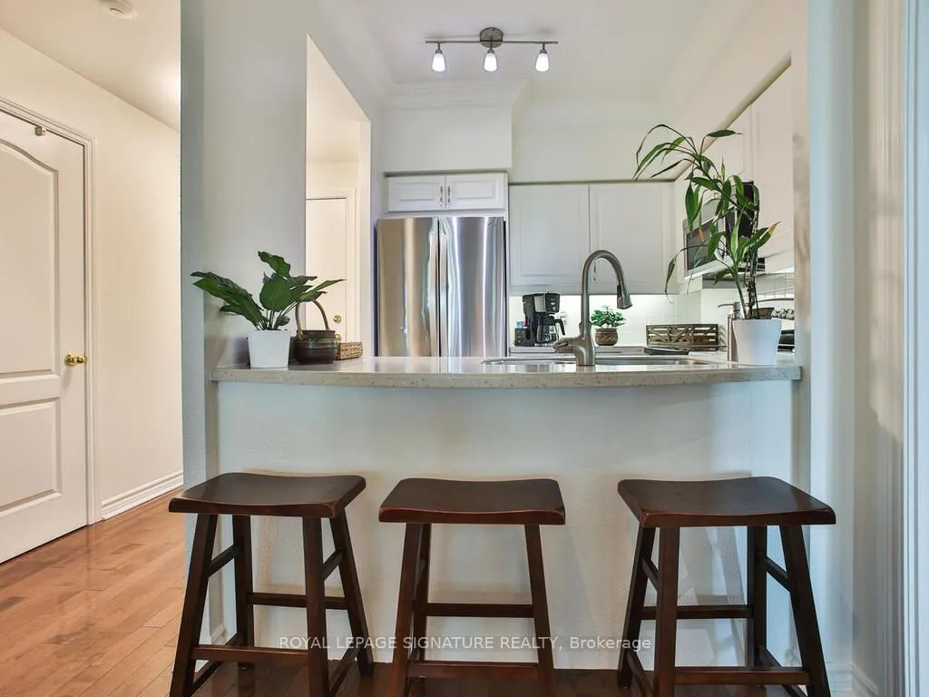 2111 Lake Shore Boulevard, #719