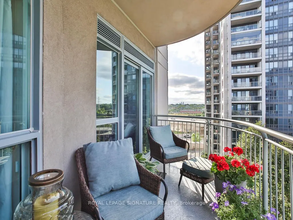 2111 Lake Shore Boulevard, #719