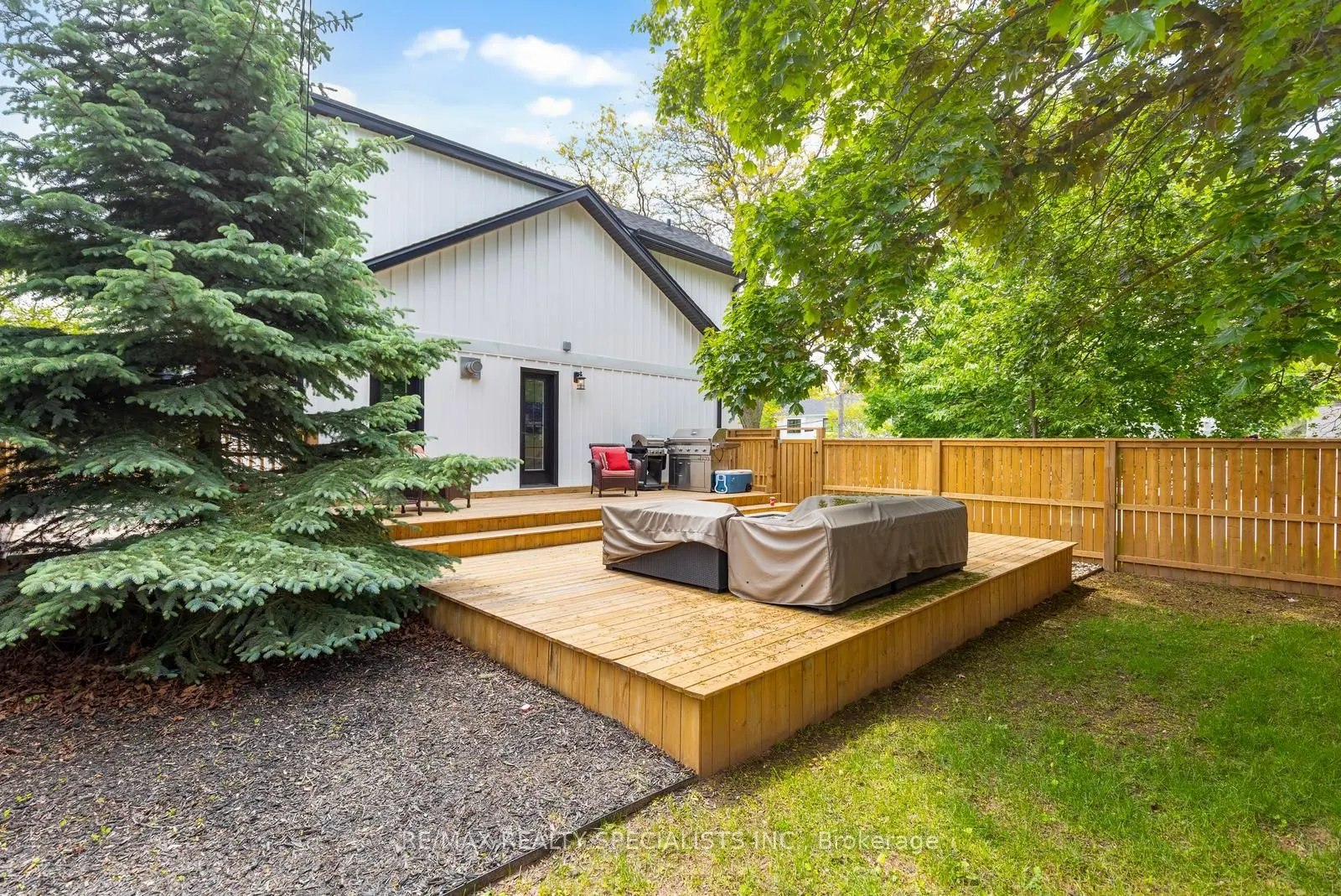 939 TEAL Drive