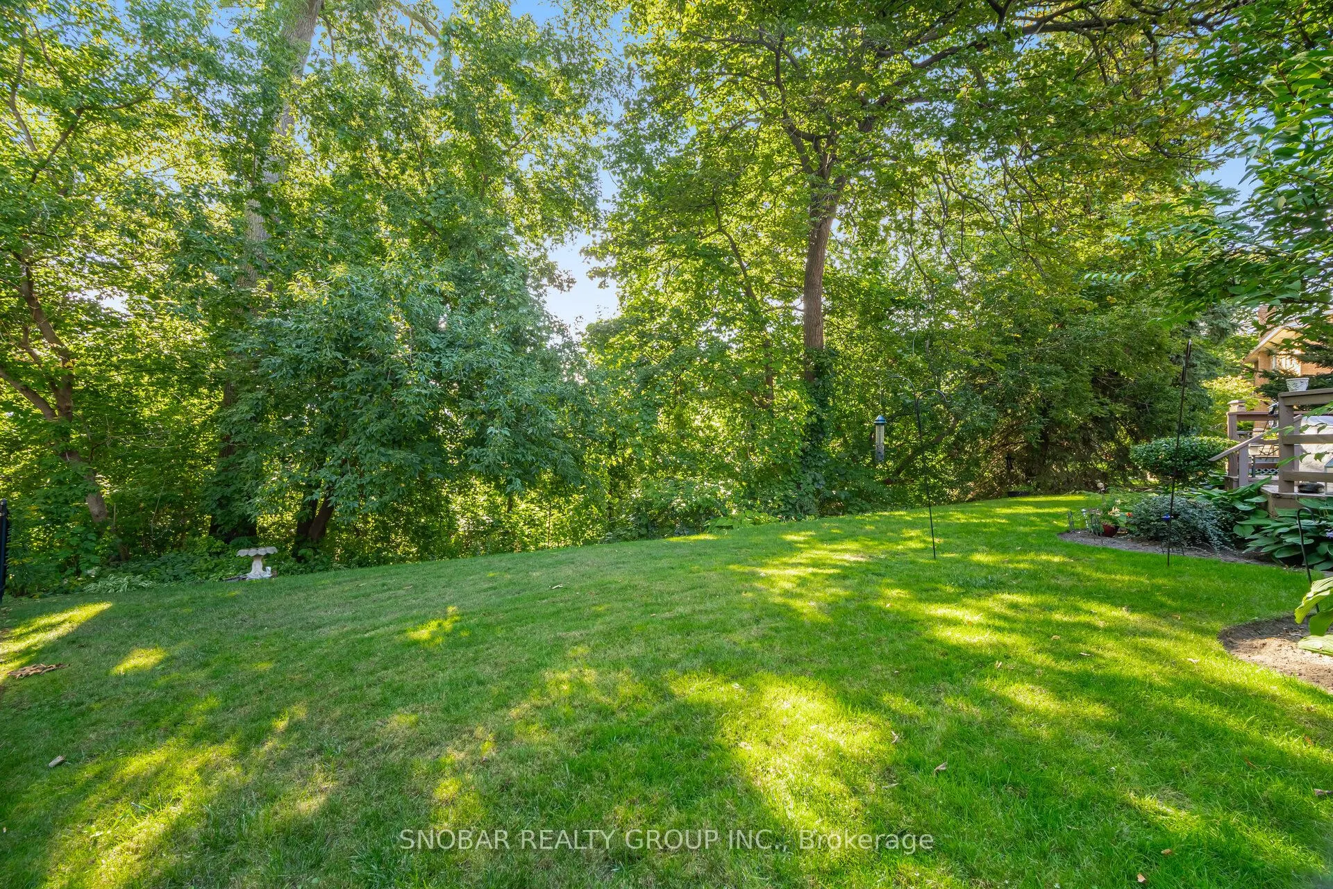 1511 Ballyclare Drive