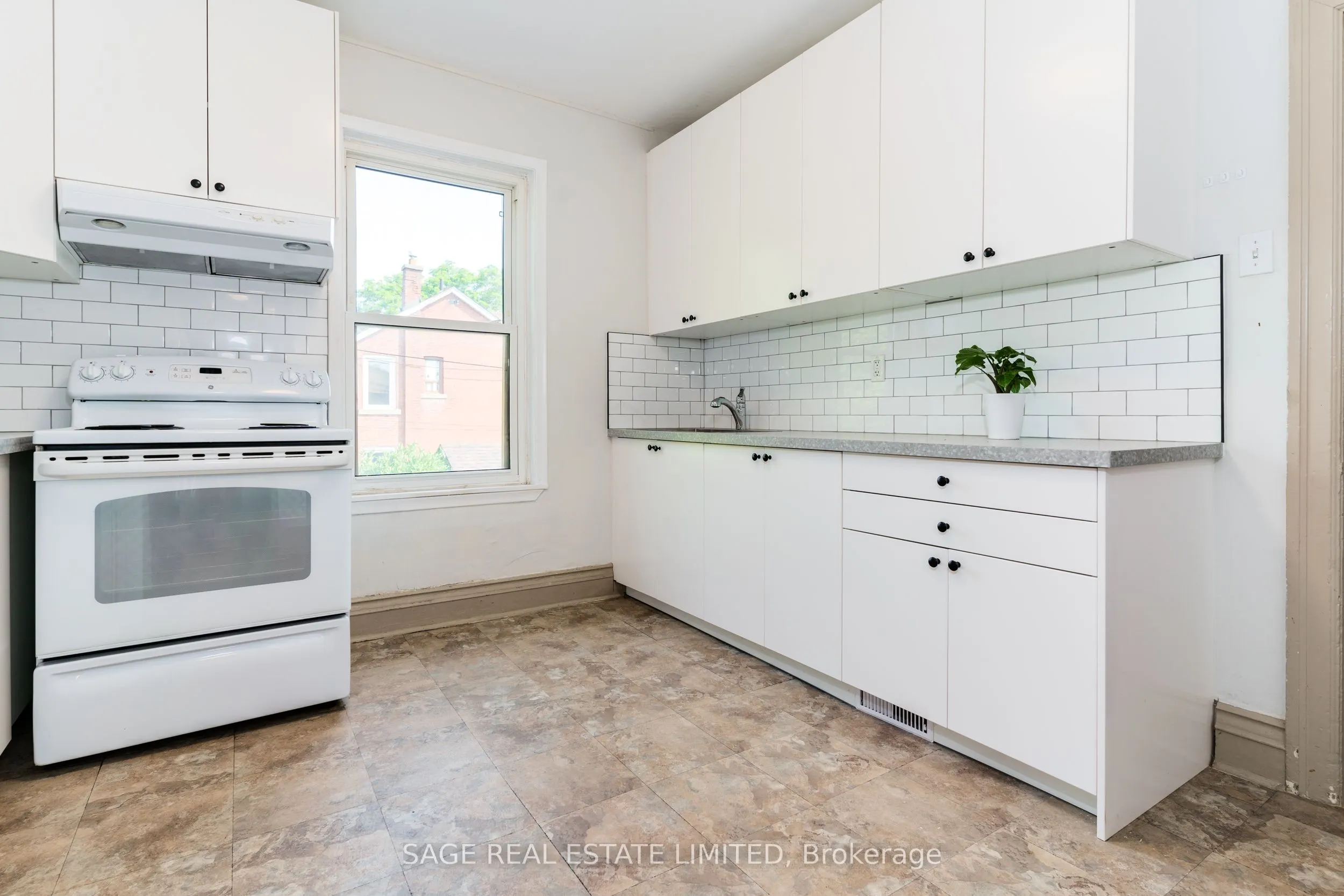 124 Morrison Avenue, #Unit #2