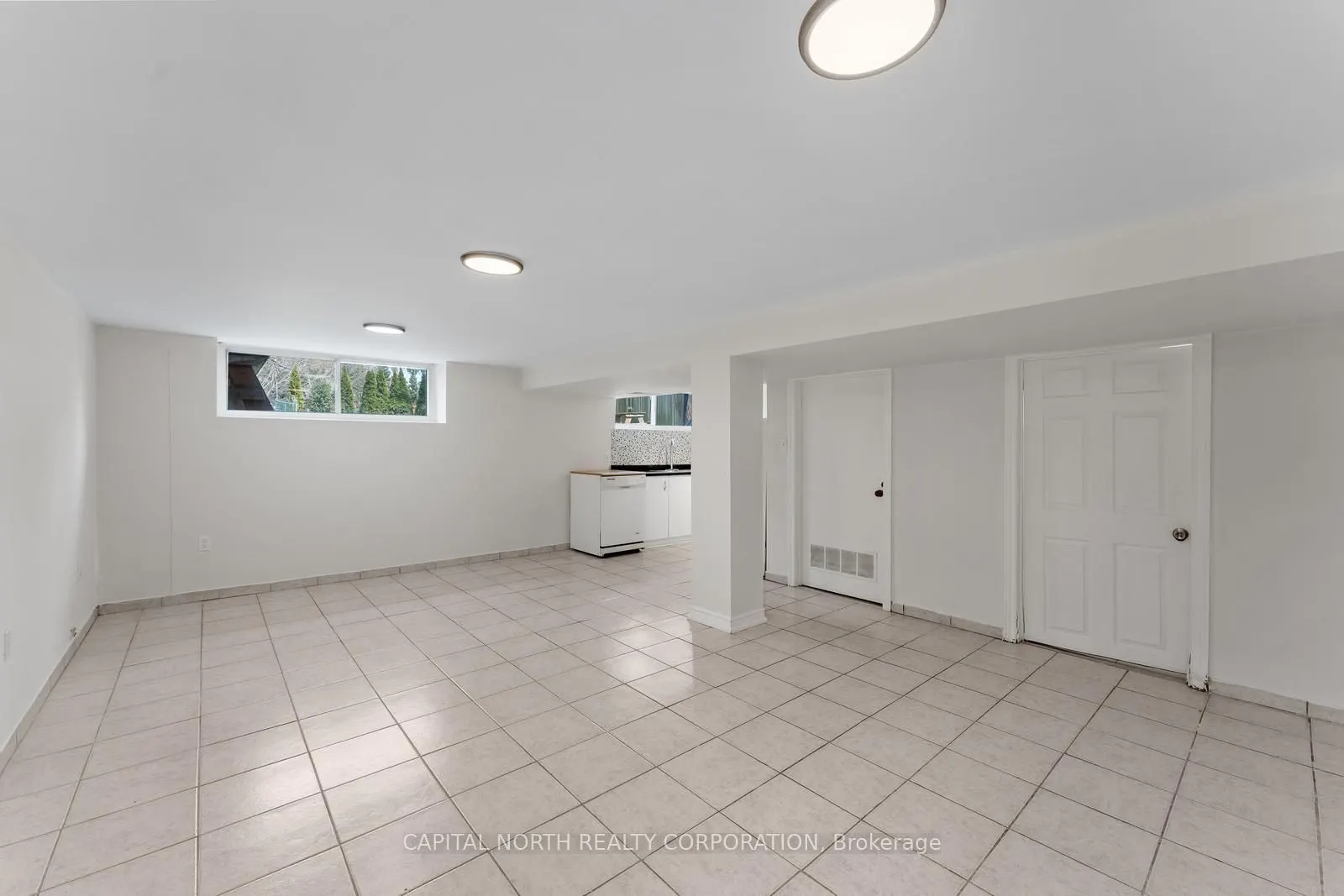 7 Golfwood Heights