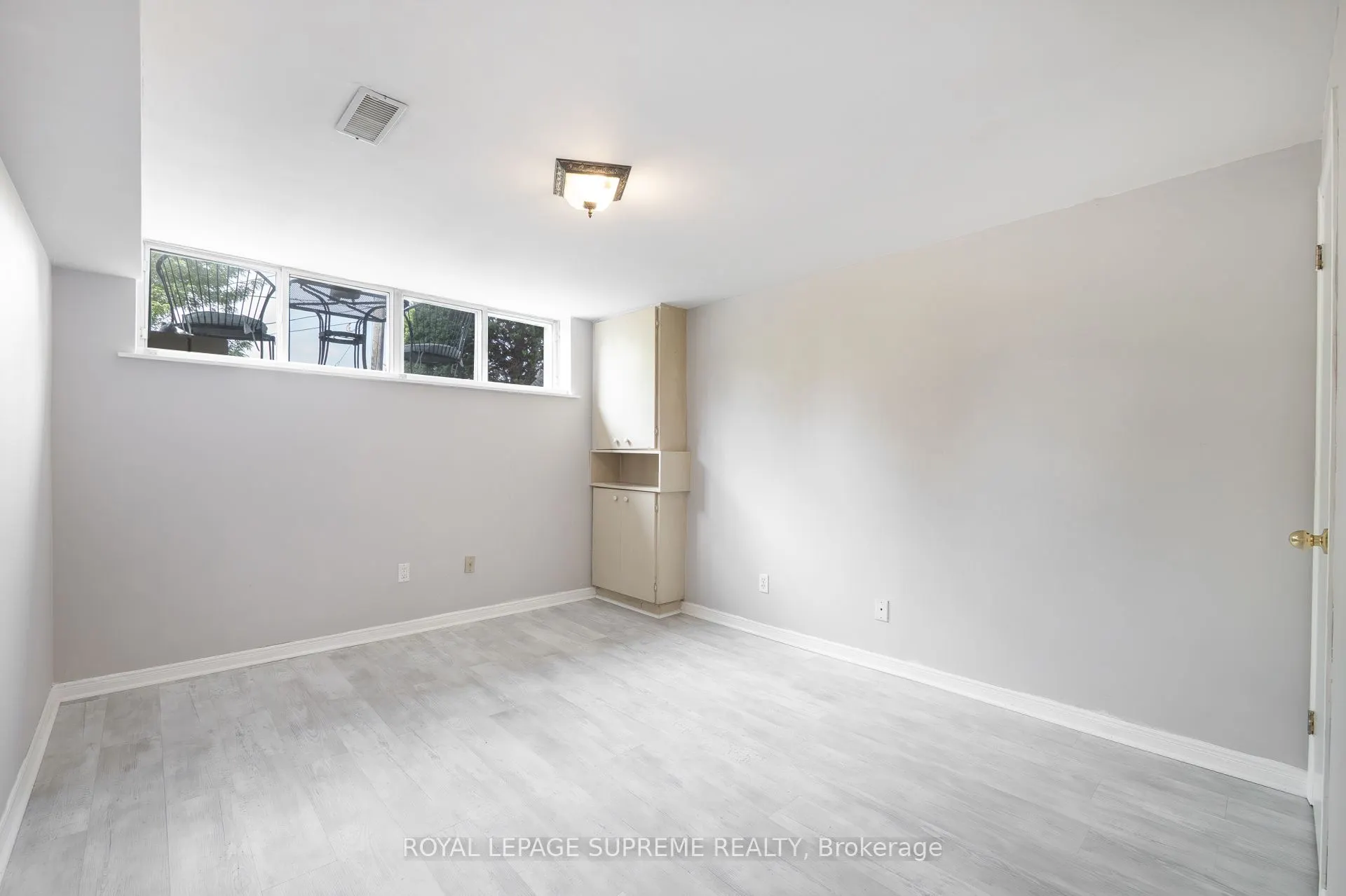 75 Windhill Crescent