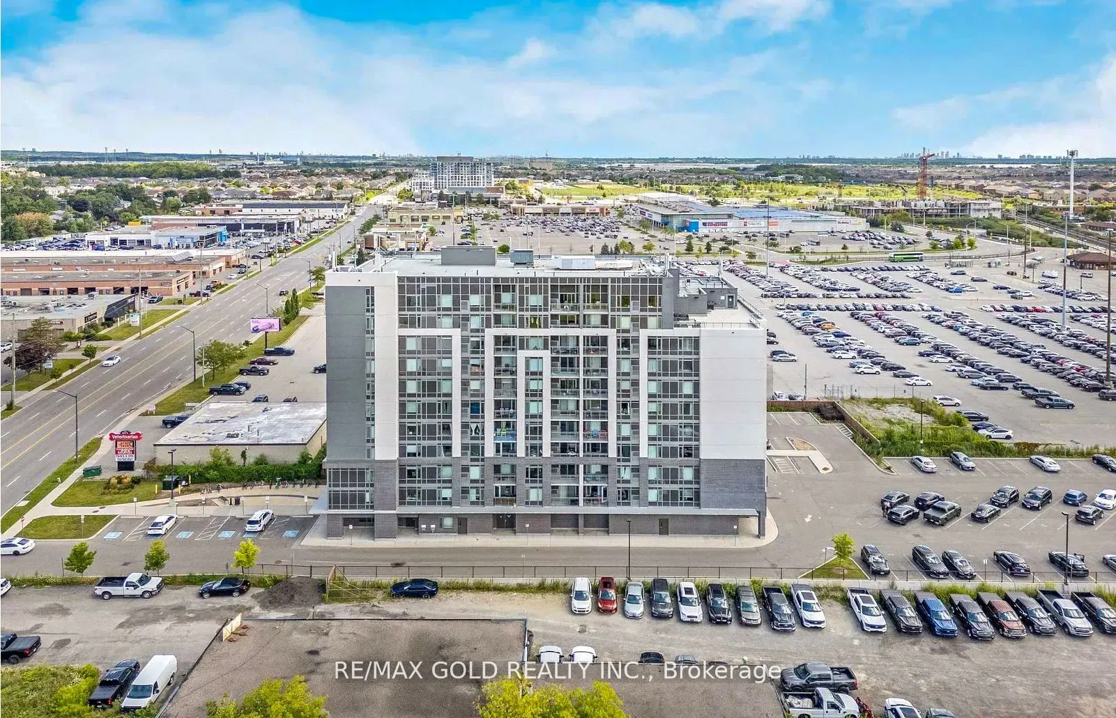 716 Main Street E, #807