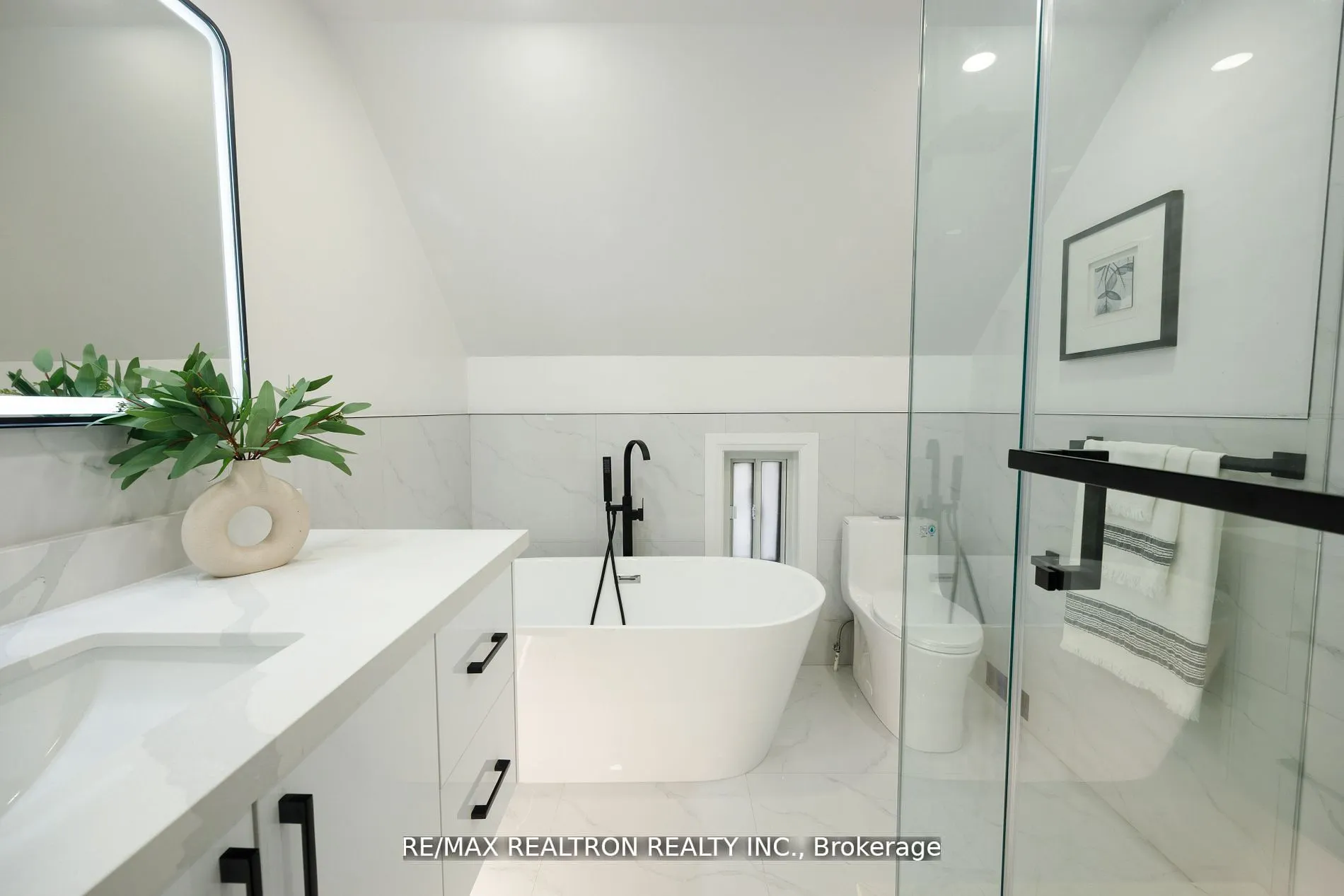 77 Hatherley Road