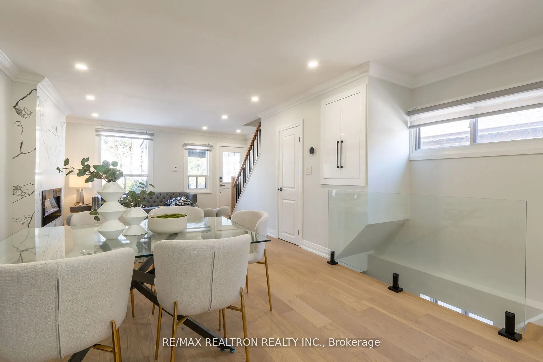 77 Hatherley Road