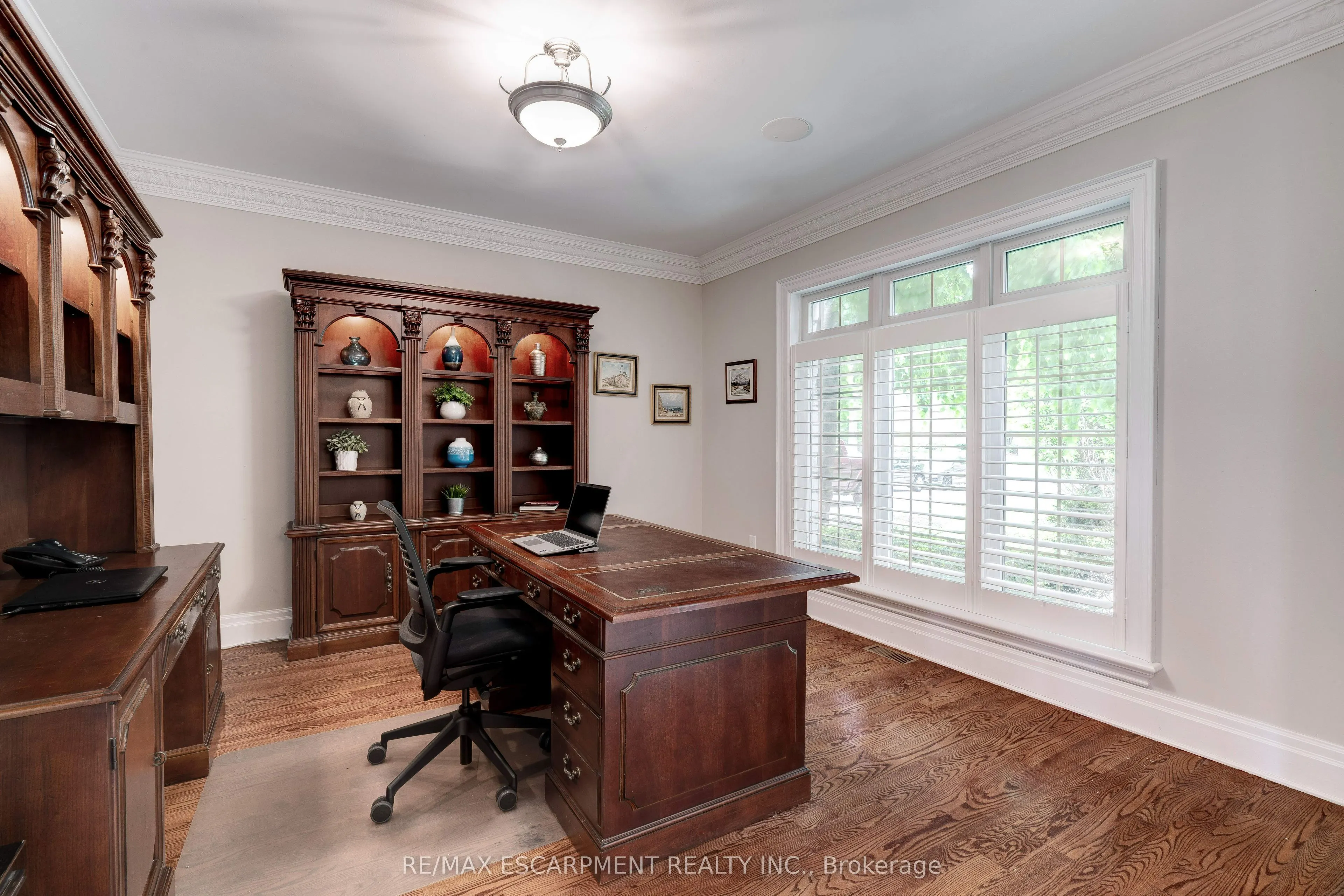 290 Shoreacres Road