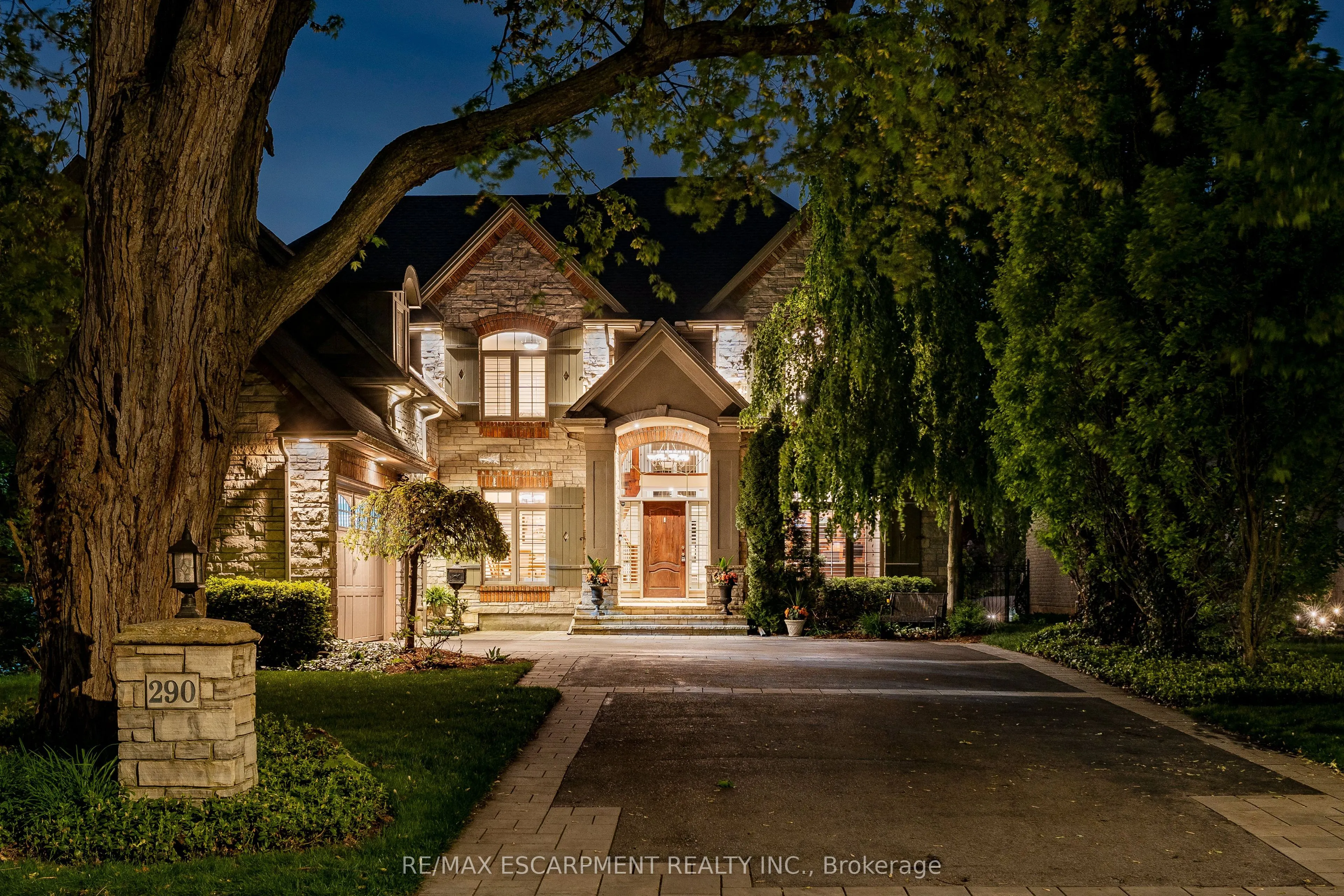290 Shoreacres Road