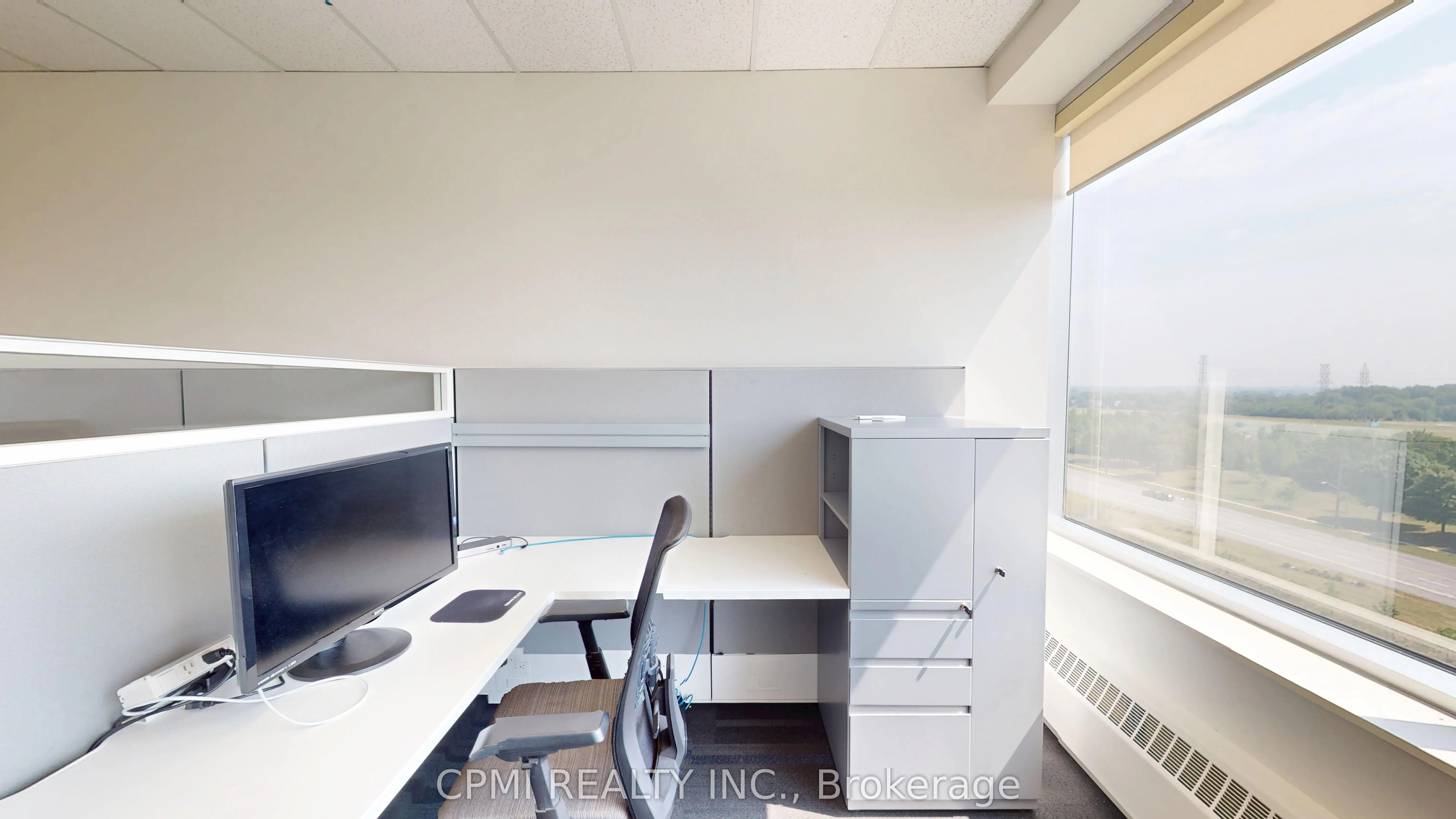 2630 Skymark Avenue, #703