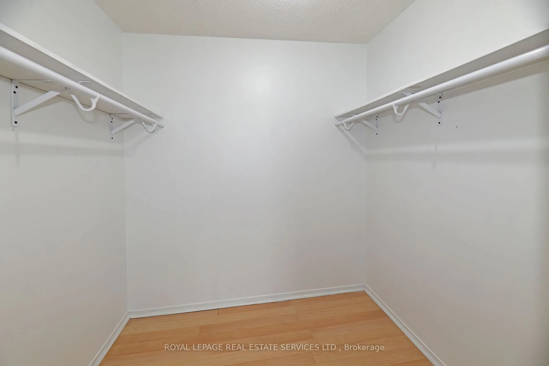 3077 Weston Road, #1411