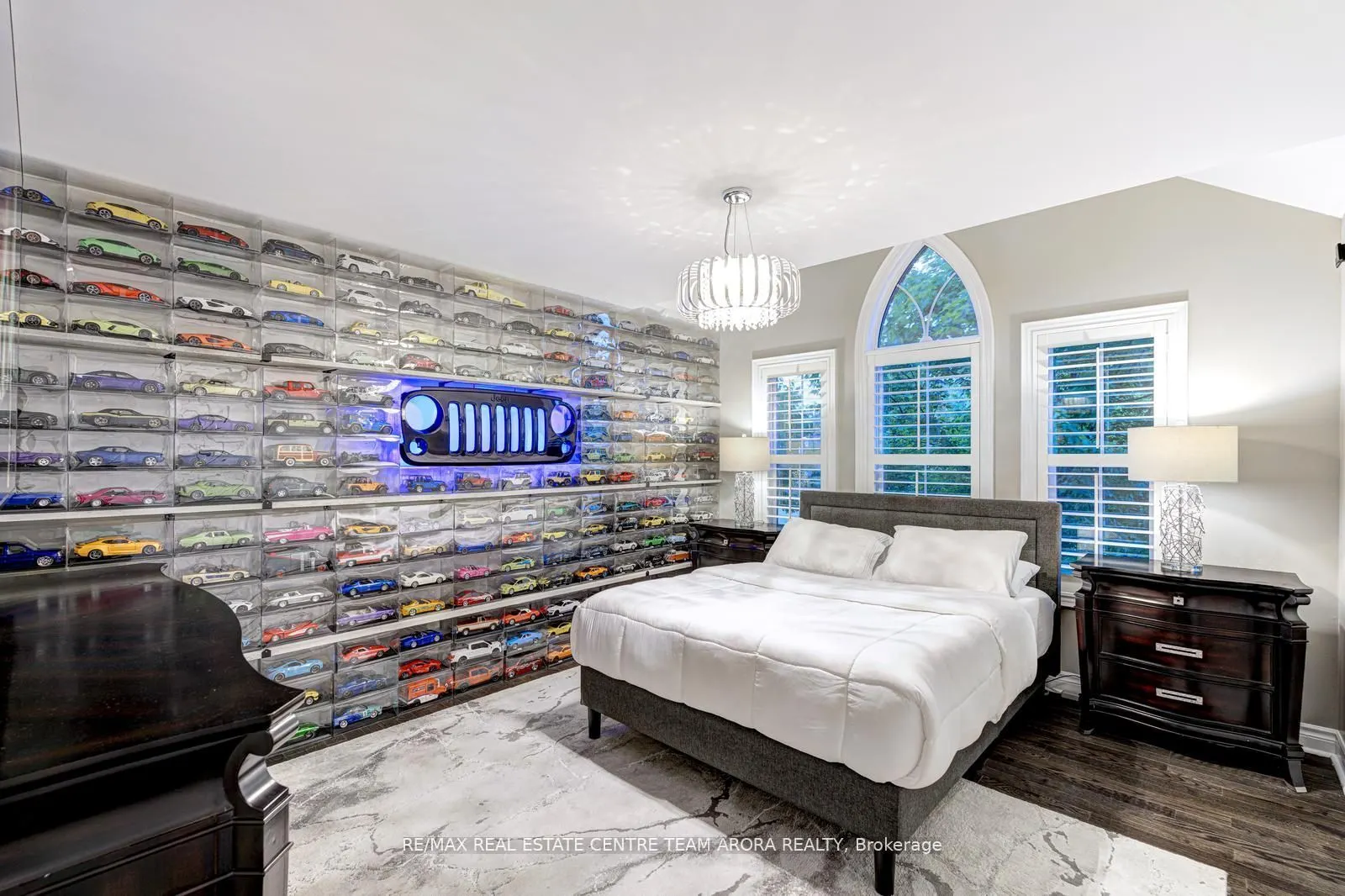 7 Oceans Pond Court