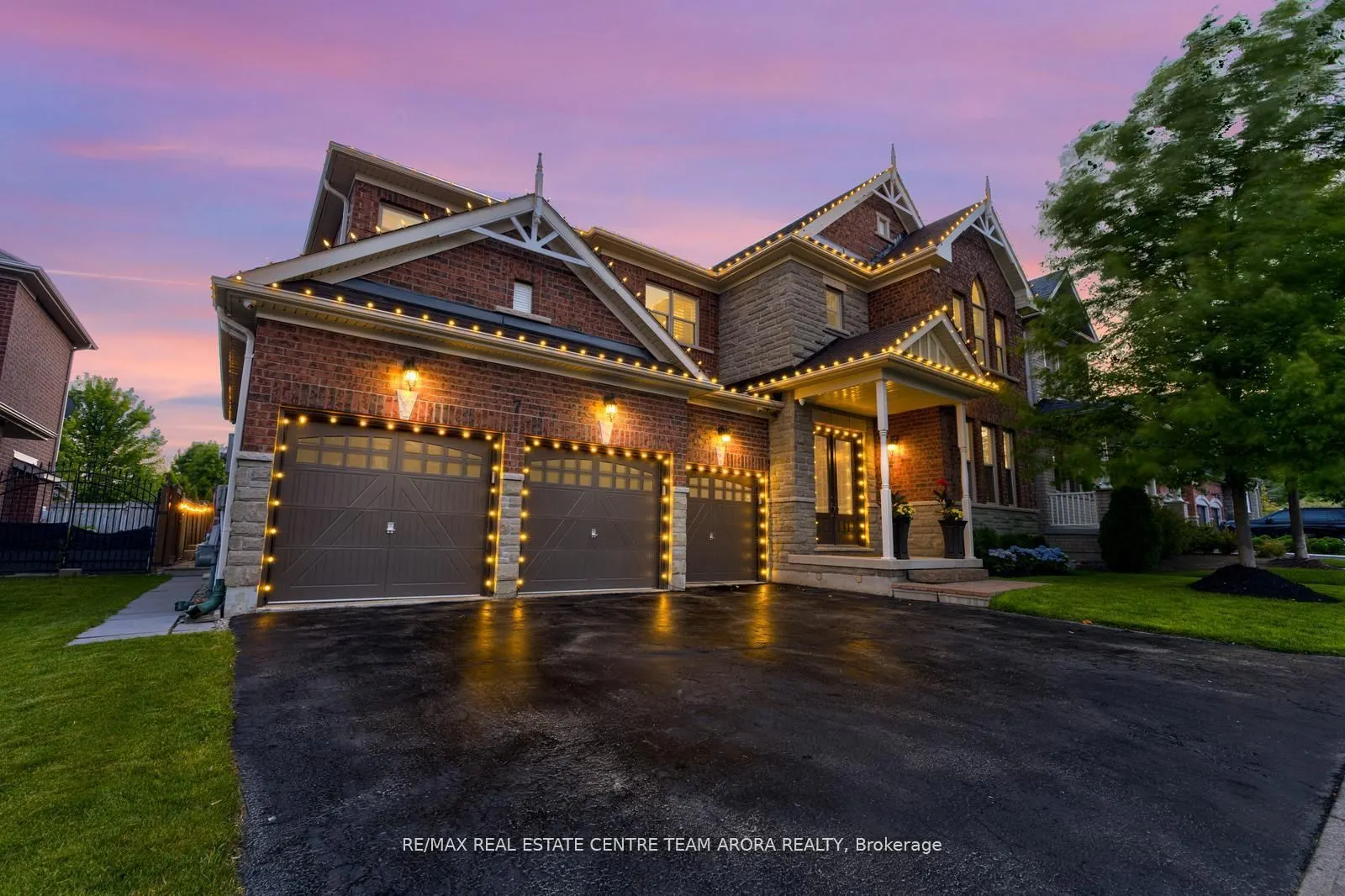 7 Oceans Pond Court