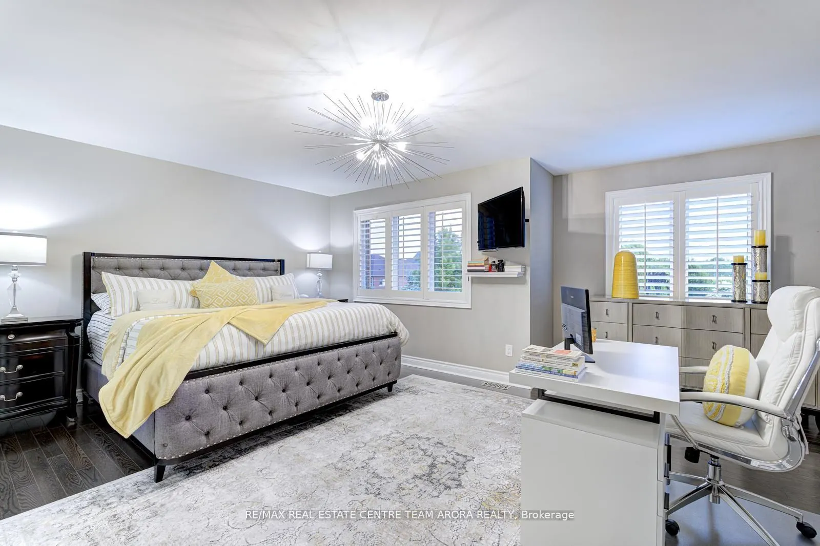 7 Oceans Pond Court