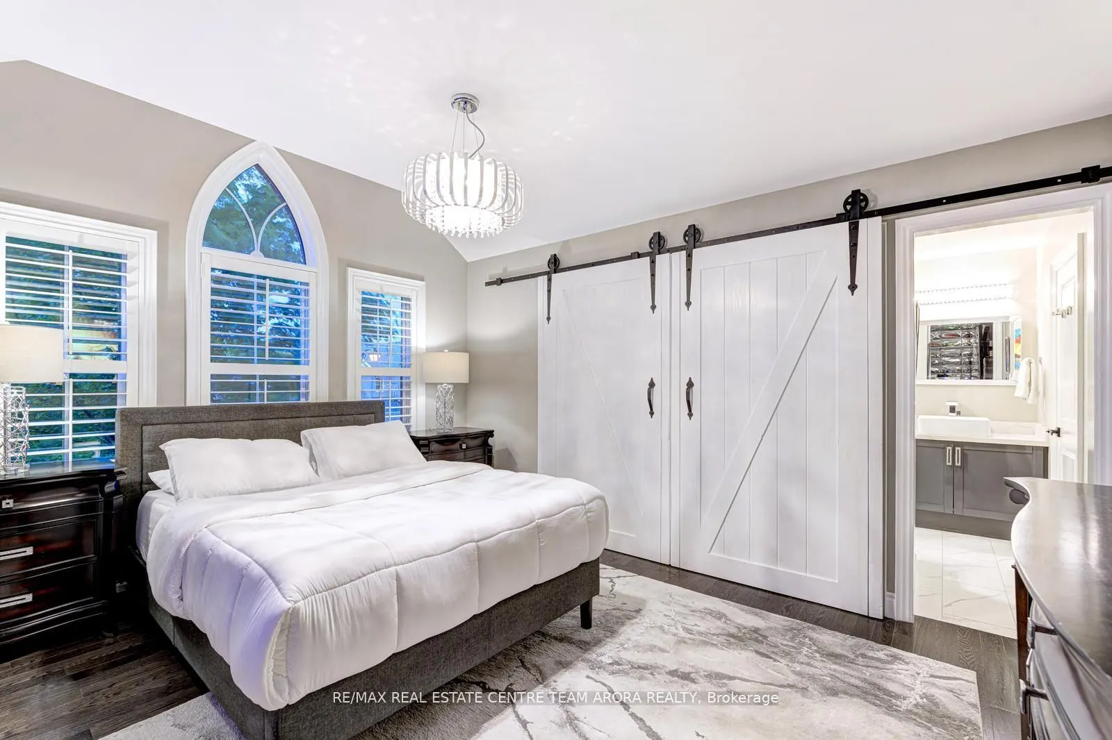 7 Oceans Pond Court